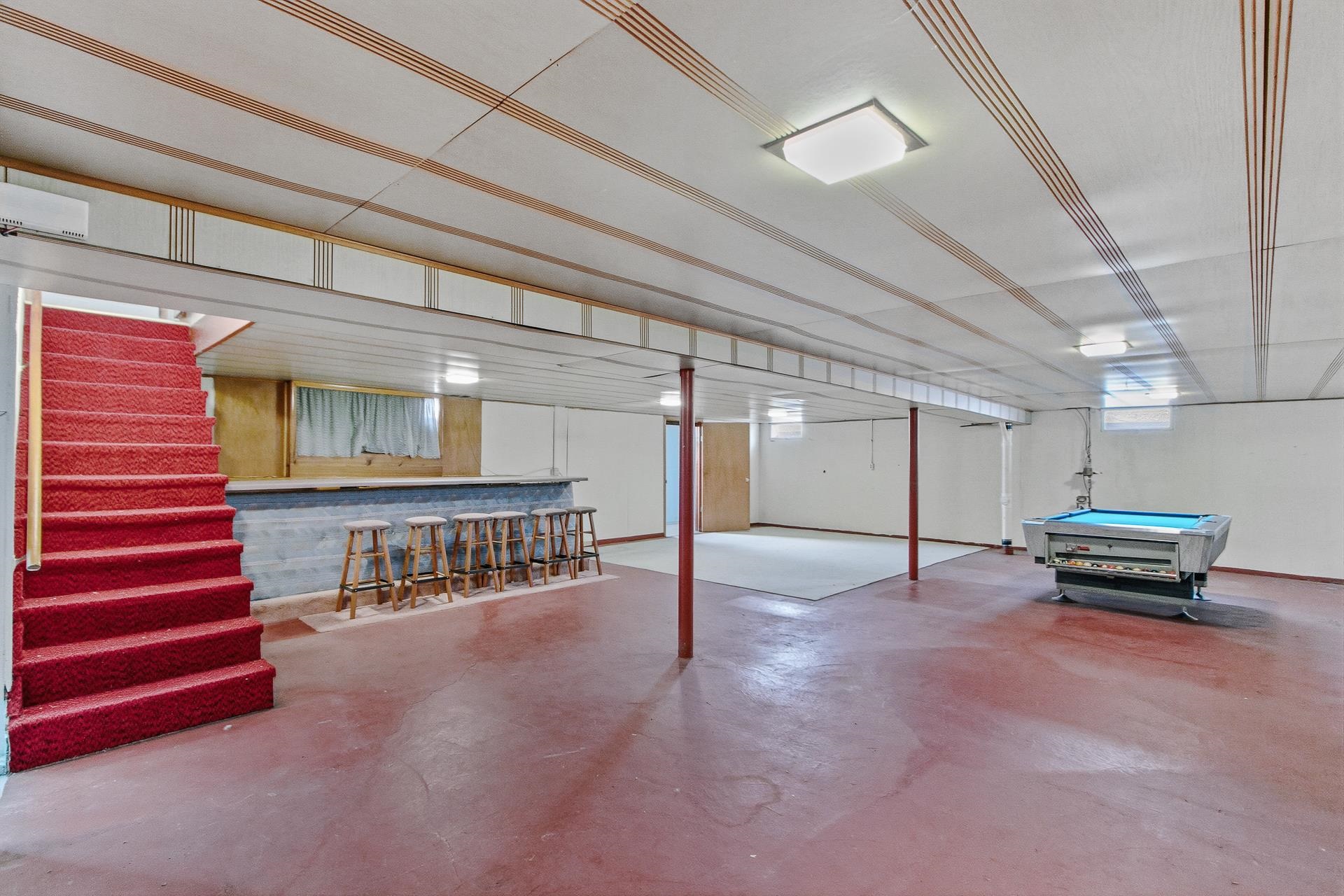 1104 Woodman Road