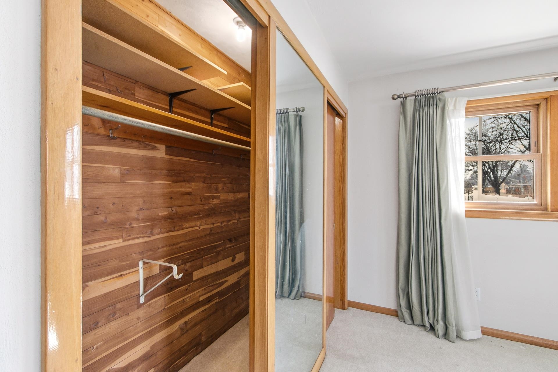 1104 Woodman Road