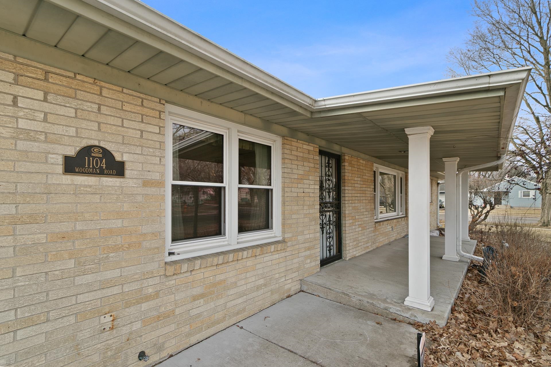 1104 Woodman Road