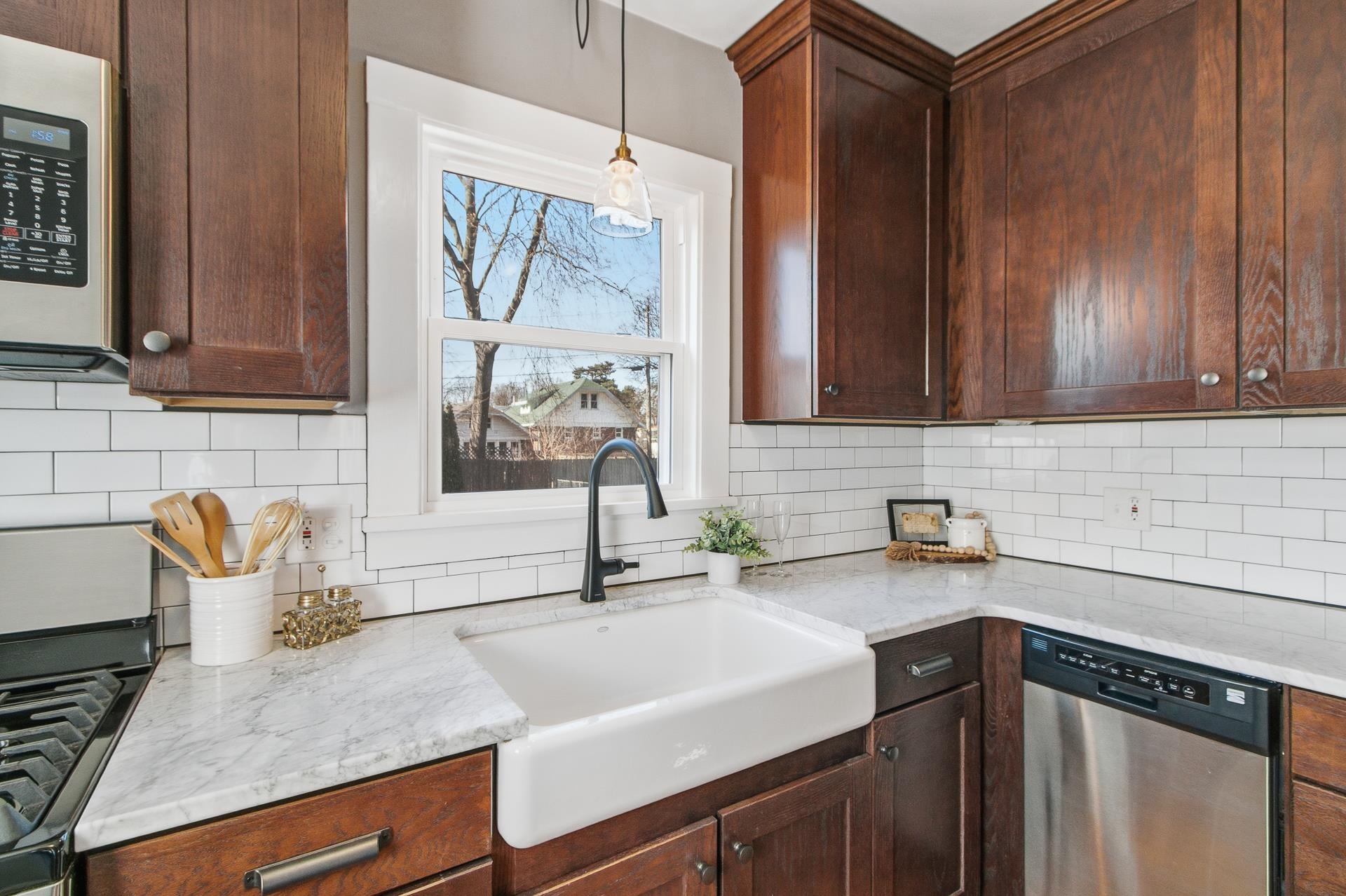 825 N Garfield Avenue