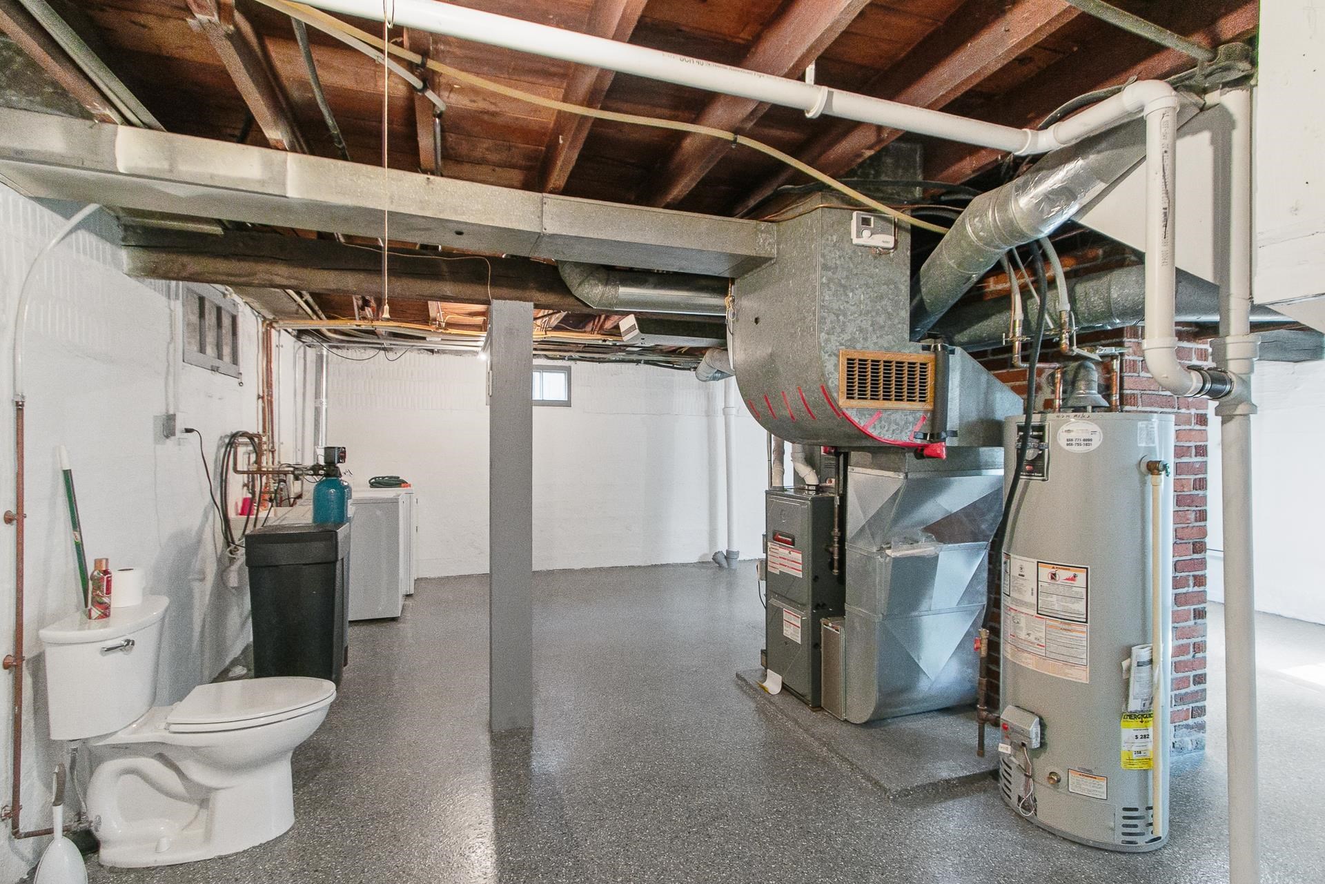 825 N Garfield Avenue