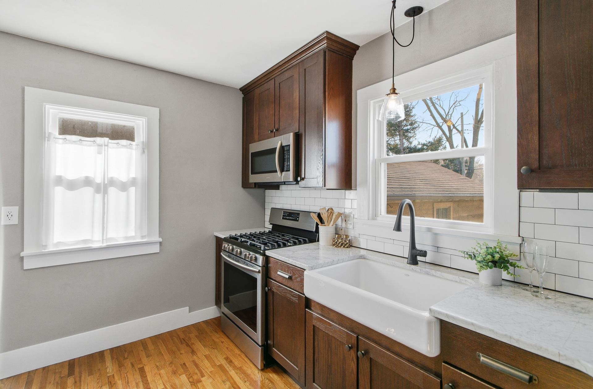 825 N Garfield Avenue