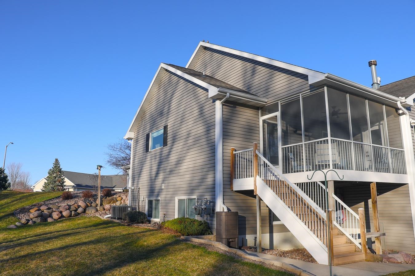 4884 Monarch Drive