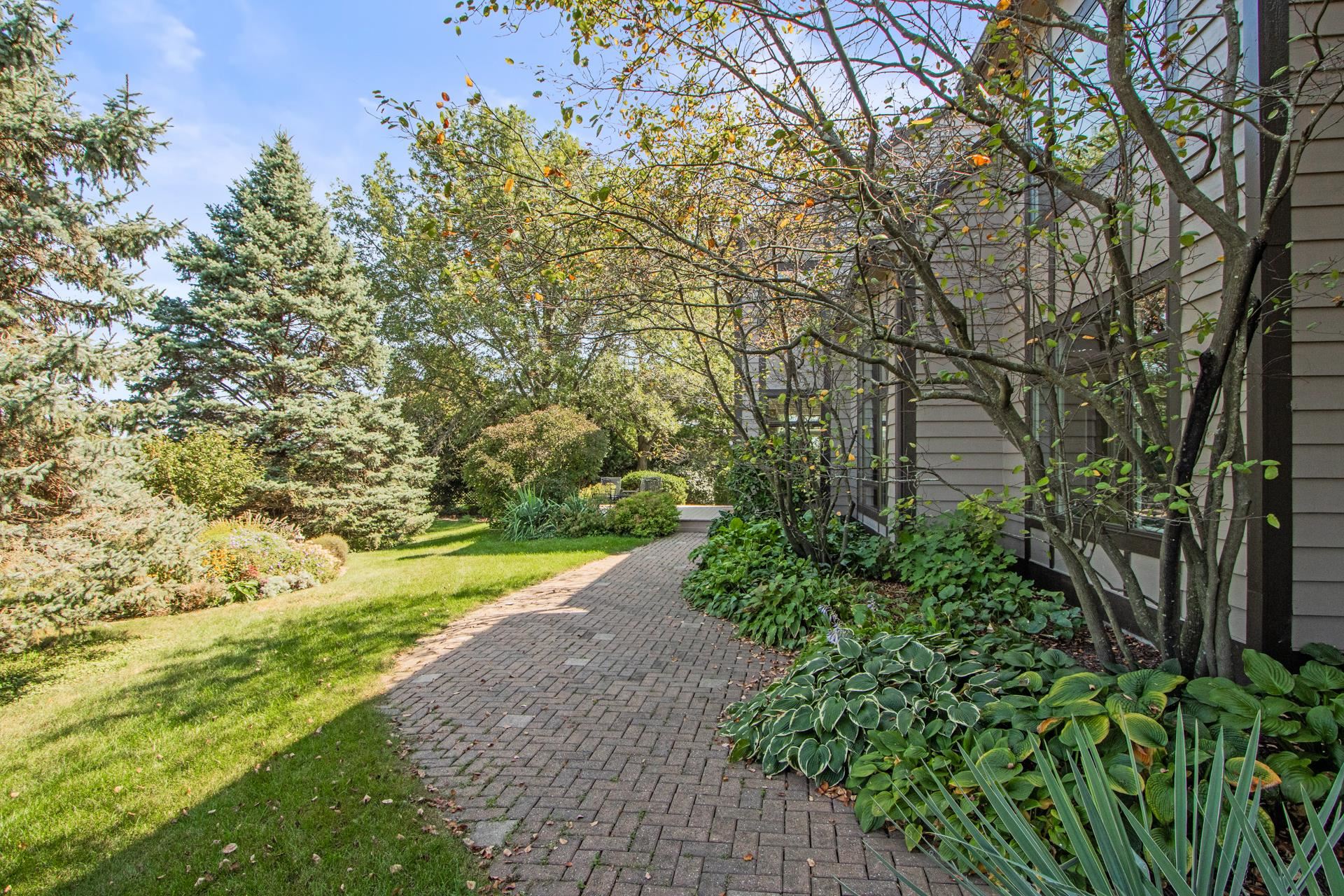 414 Clearview Court