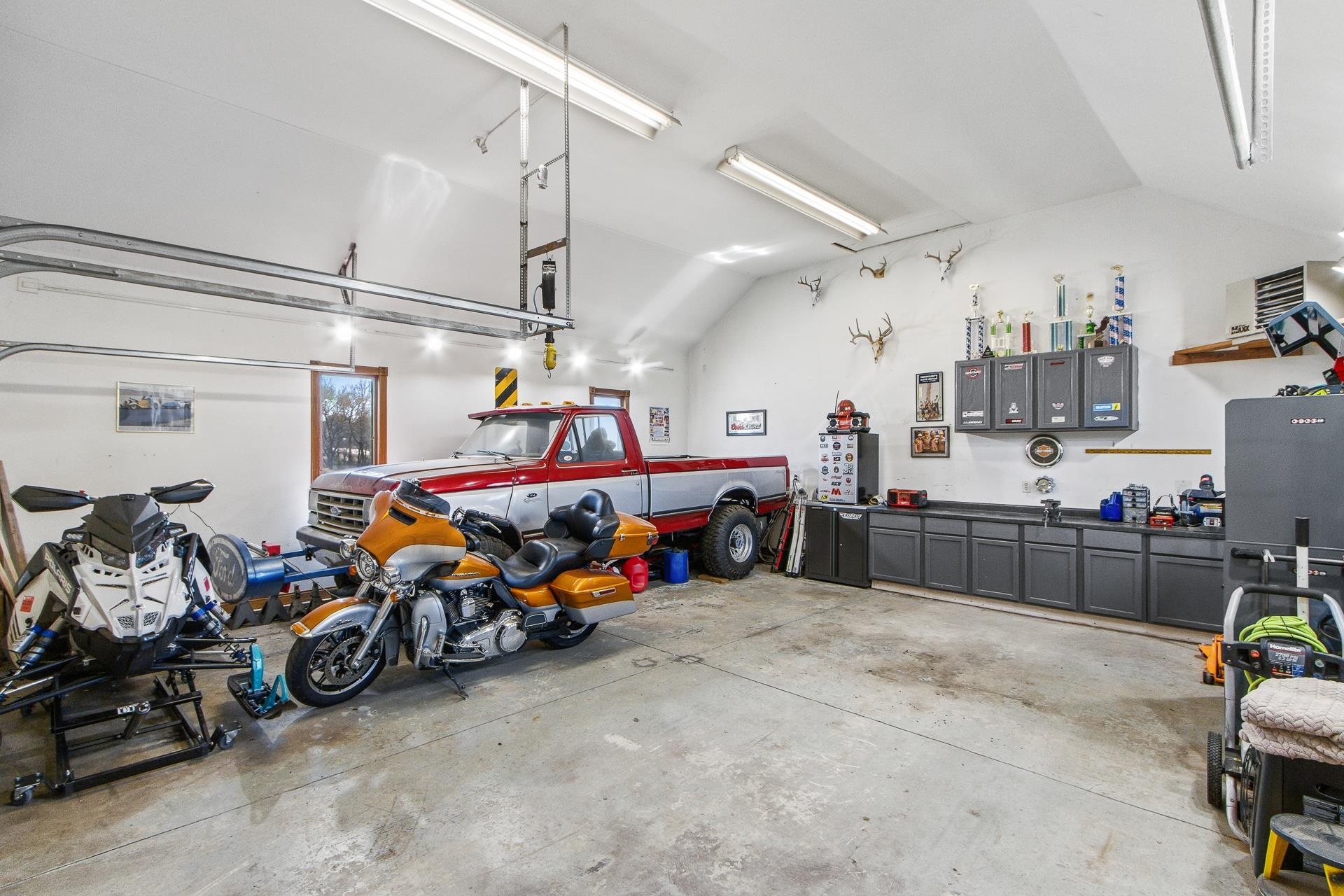 3617 E Rovi Drive