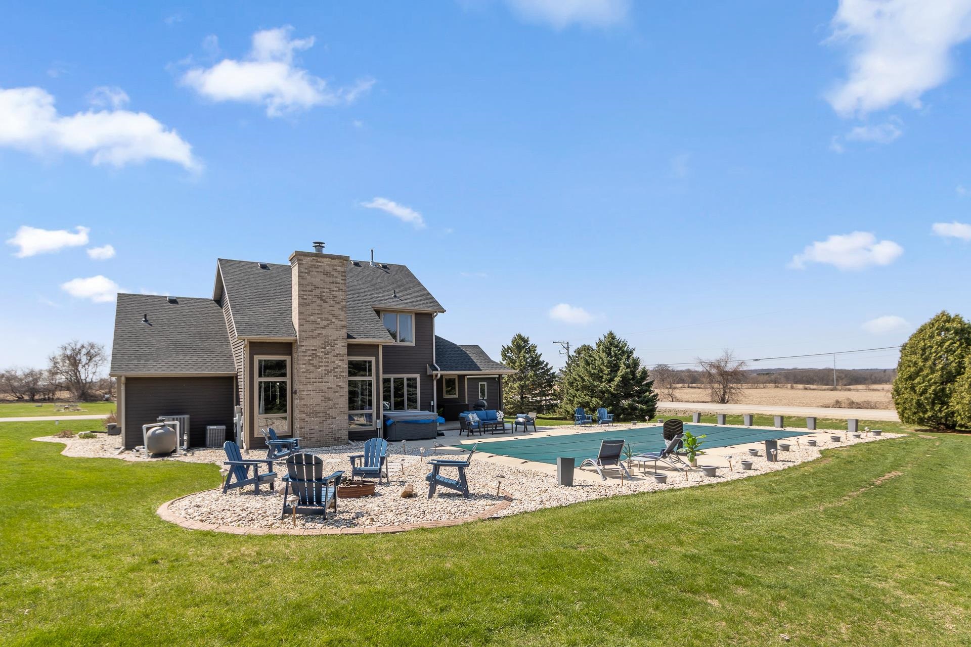 3617 E Rovi Drive