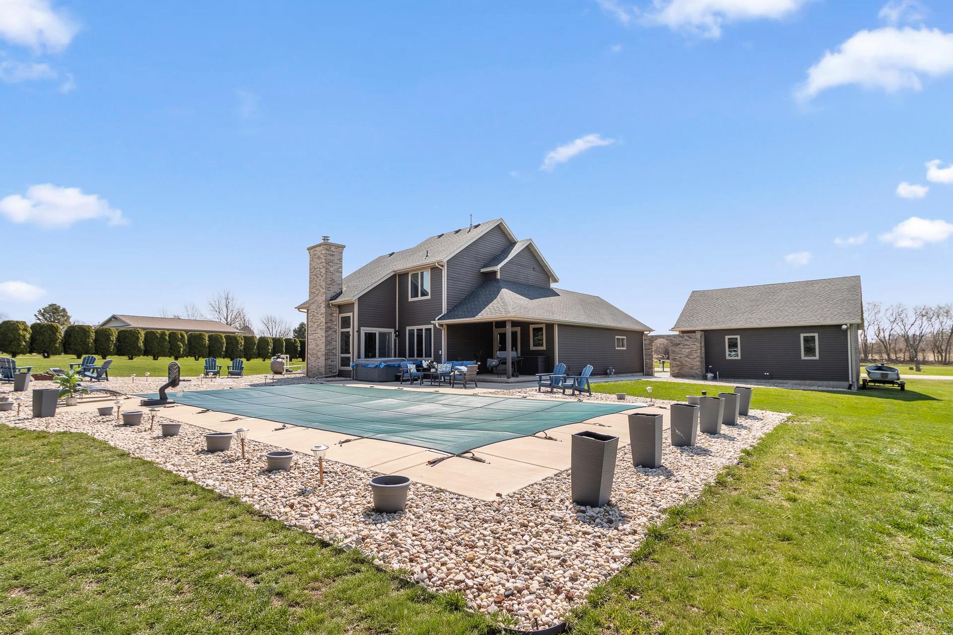 3617 E Rovi Drive