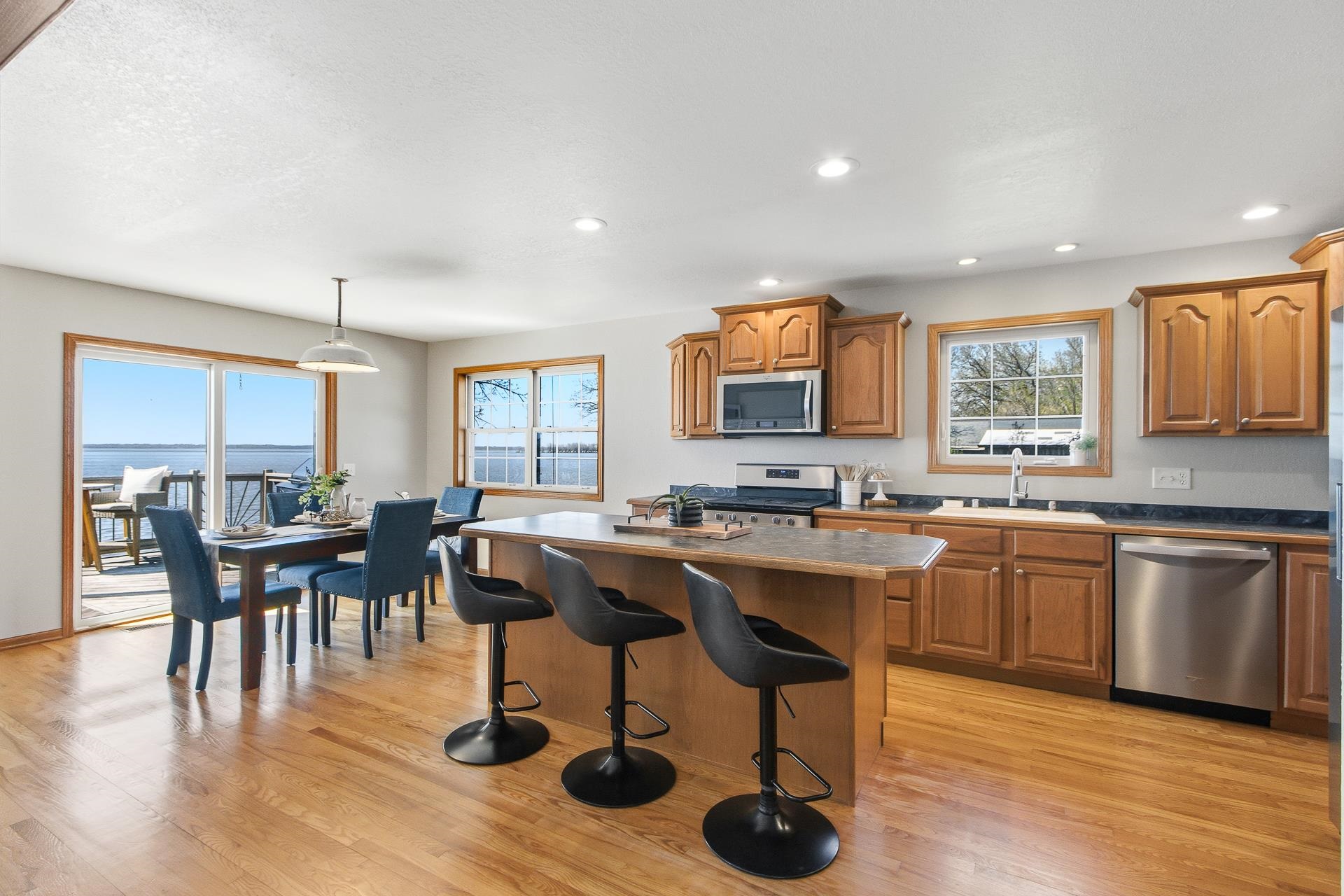 N1021 Vinnie Ha Ha Road