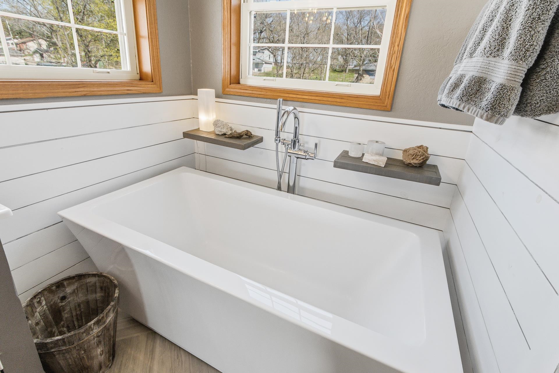 N1021 Vinnie Ha Ha Road