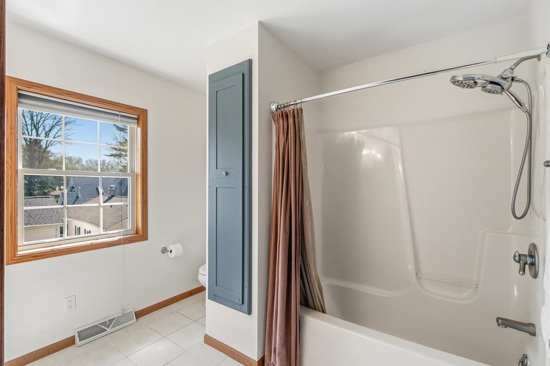 N1021 Vinnie Ha Ha Road