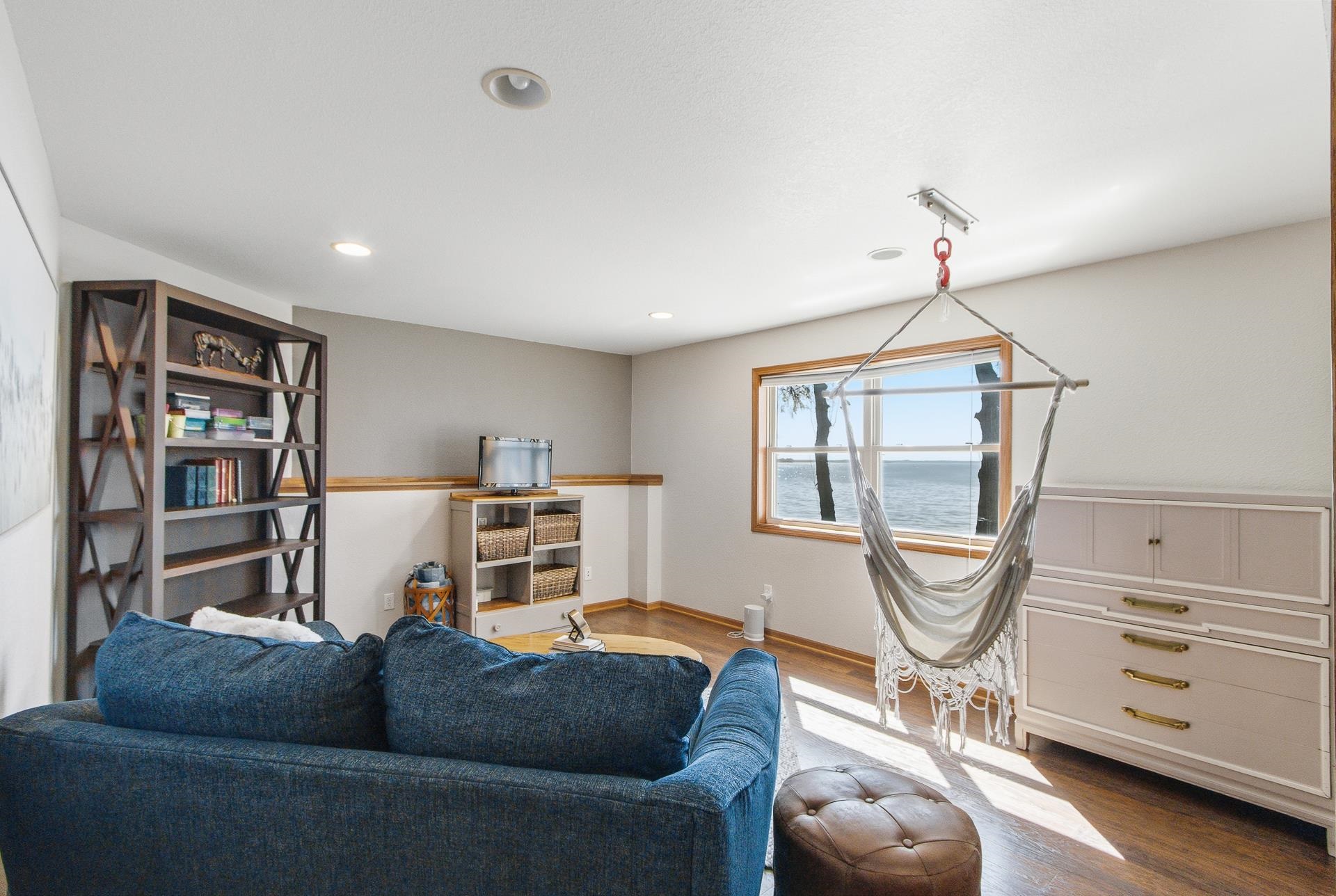 N1021 Vinnie Ha Ha Road