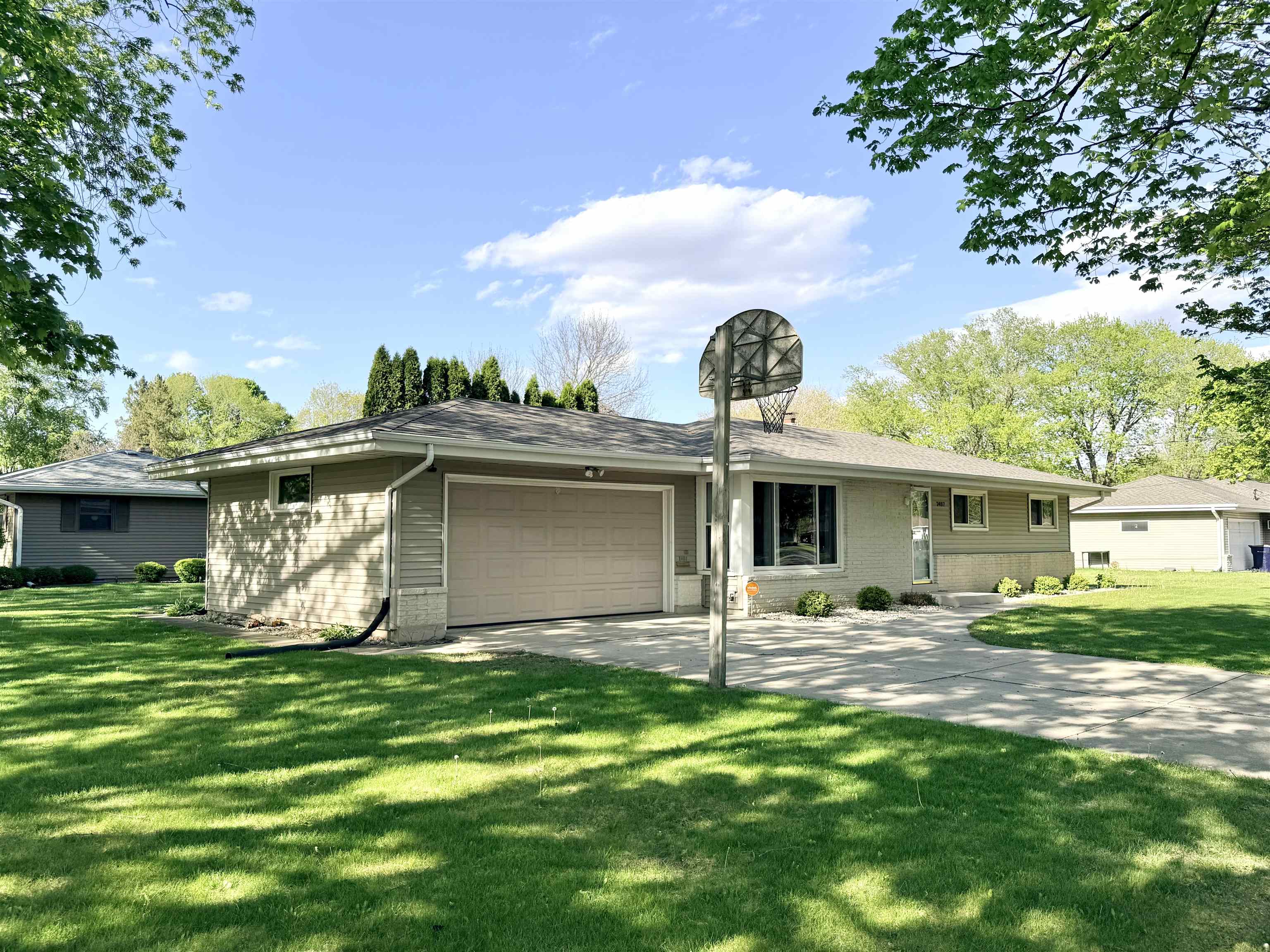 2407 Newman Street