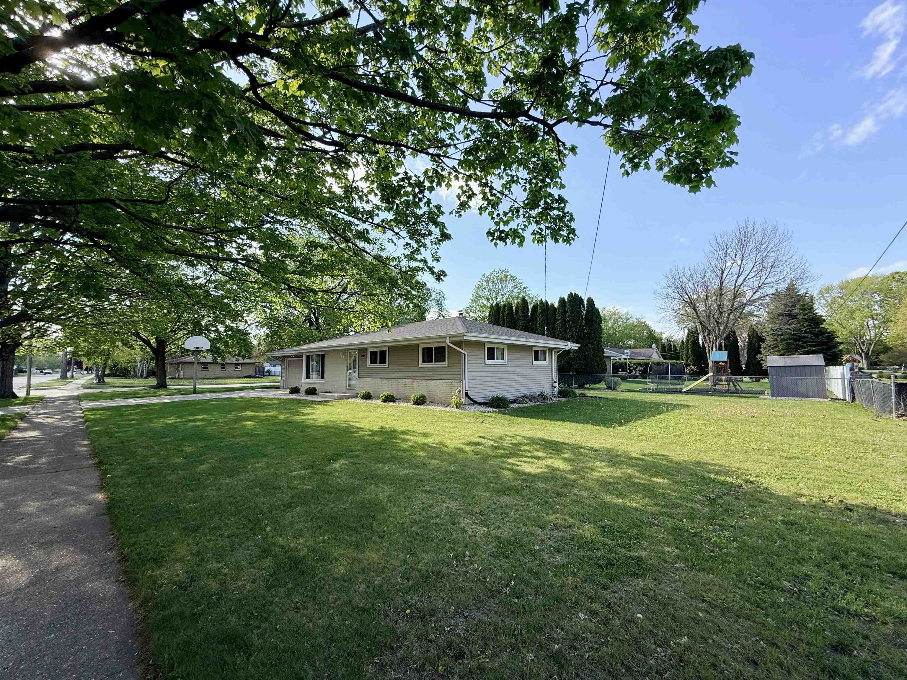 2407 Newman Street