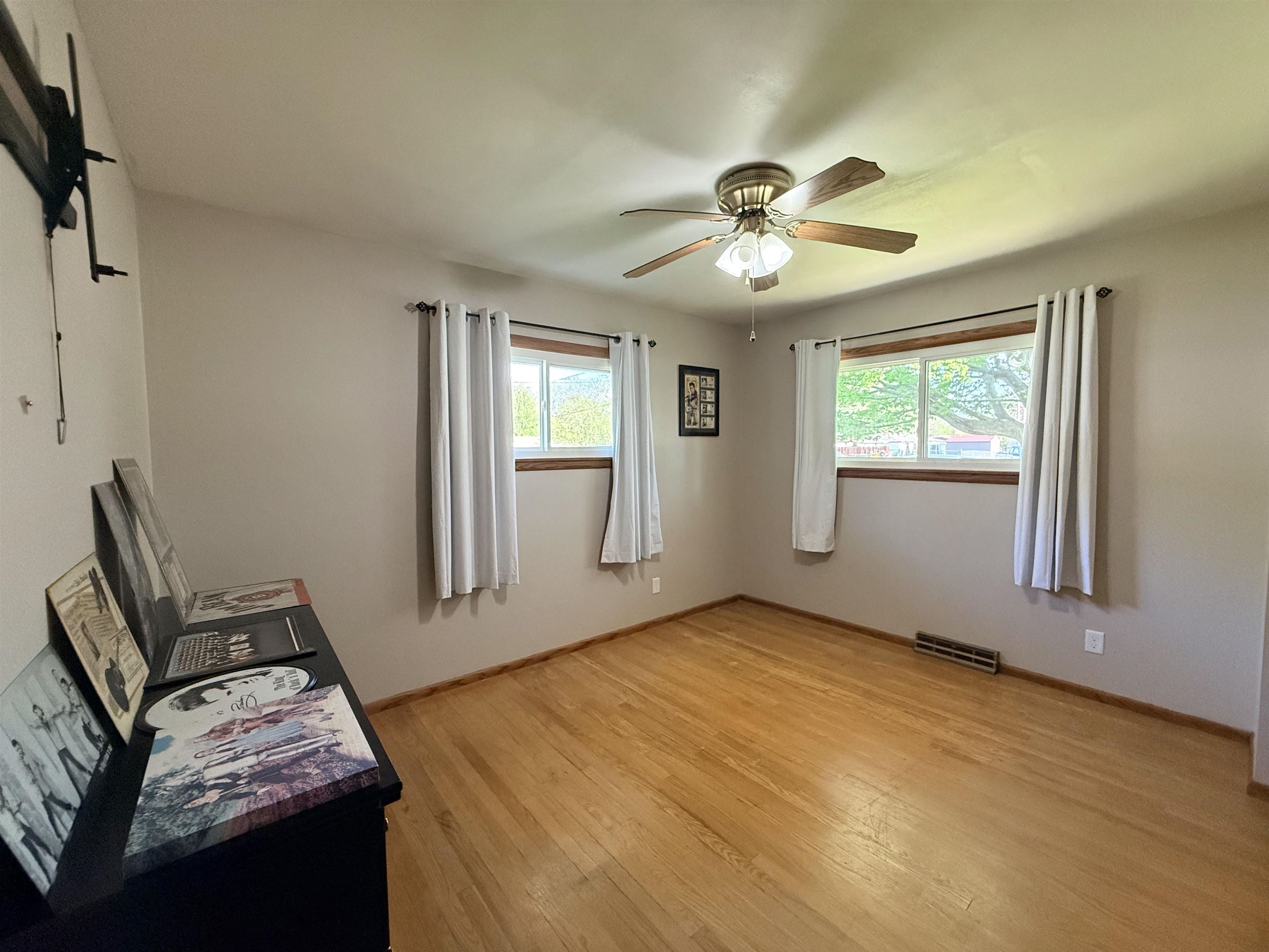 2407 Newman Street