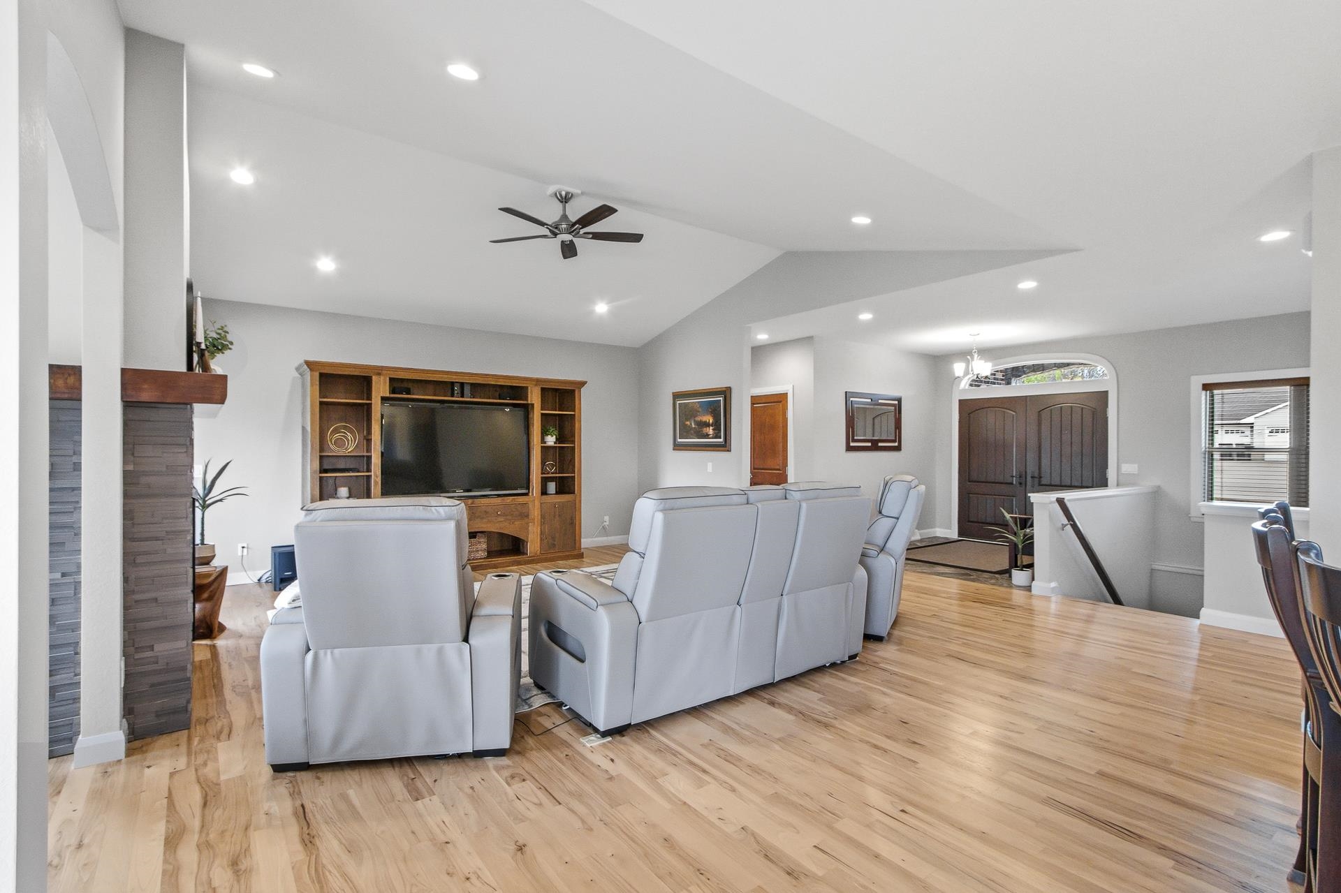 441 Willow Springs Court