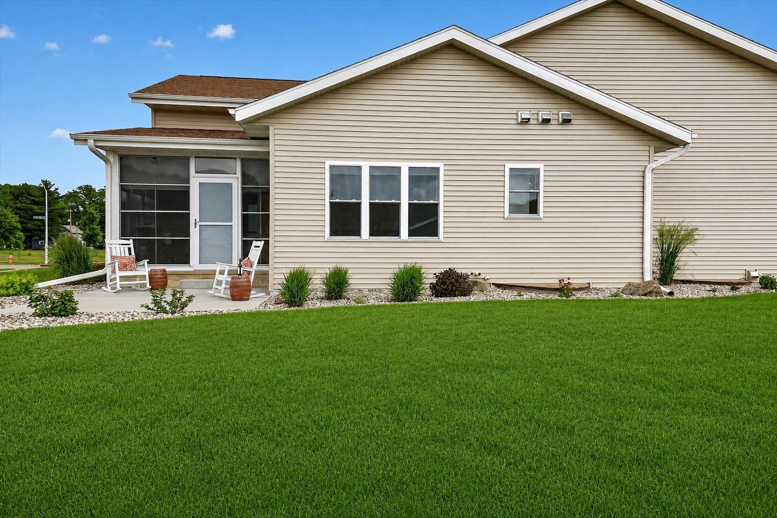 3704 Newcastle Drive 43