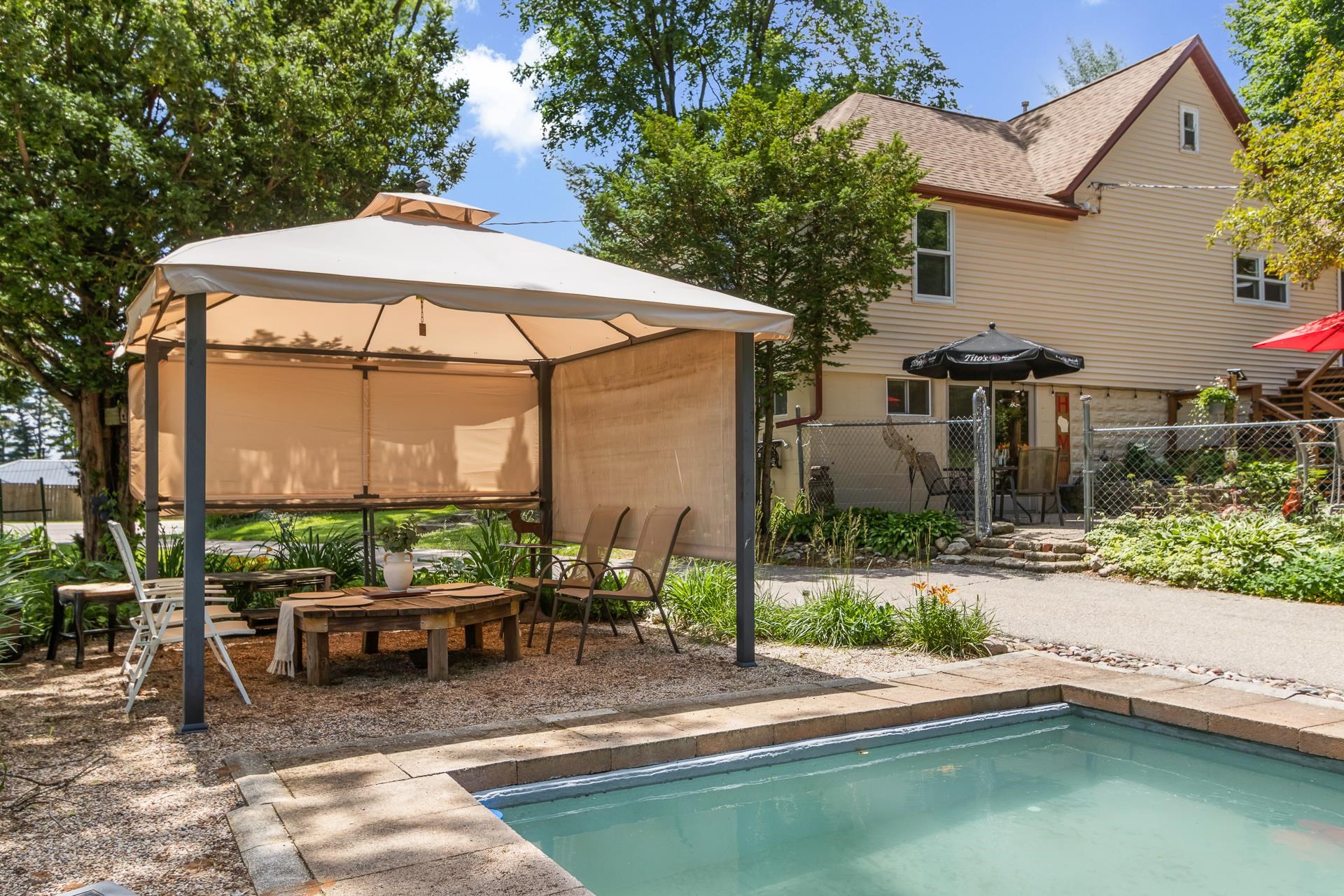 10328 W State Road 81