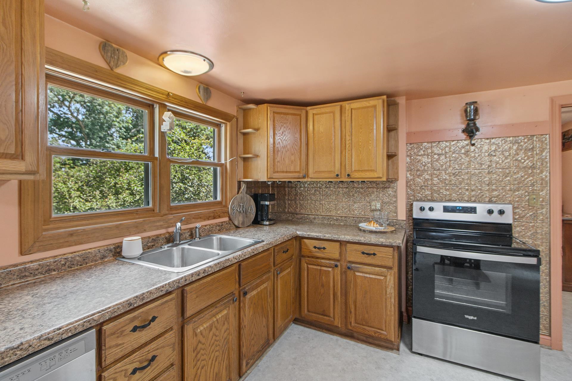 10328 W State Road 81