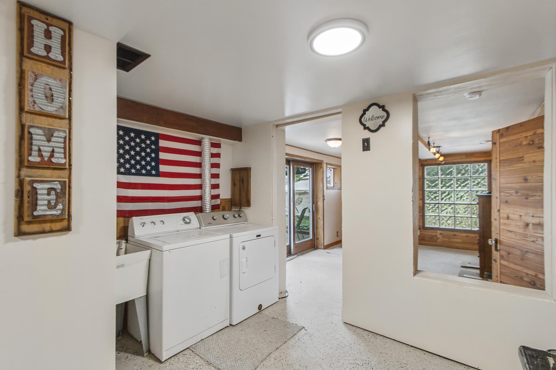 10328 W State Road 81