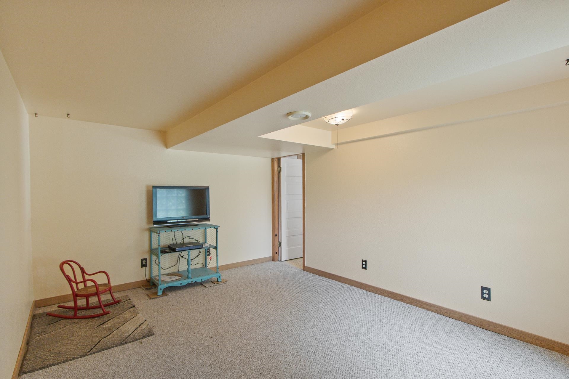10328 W State Road 81