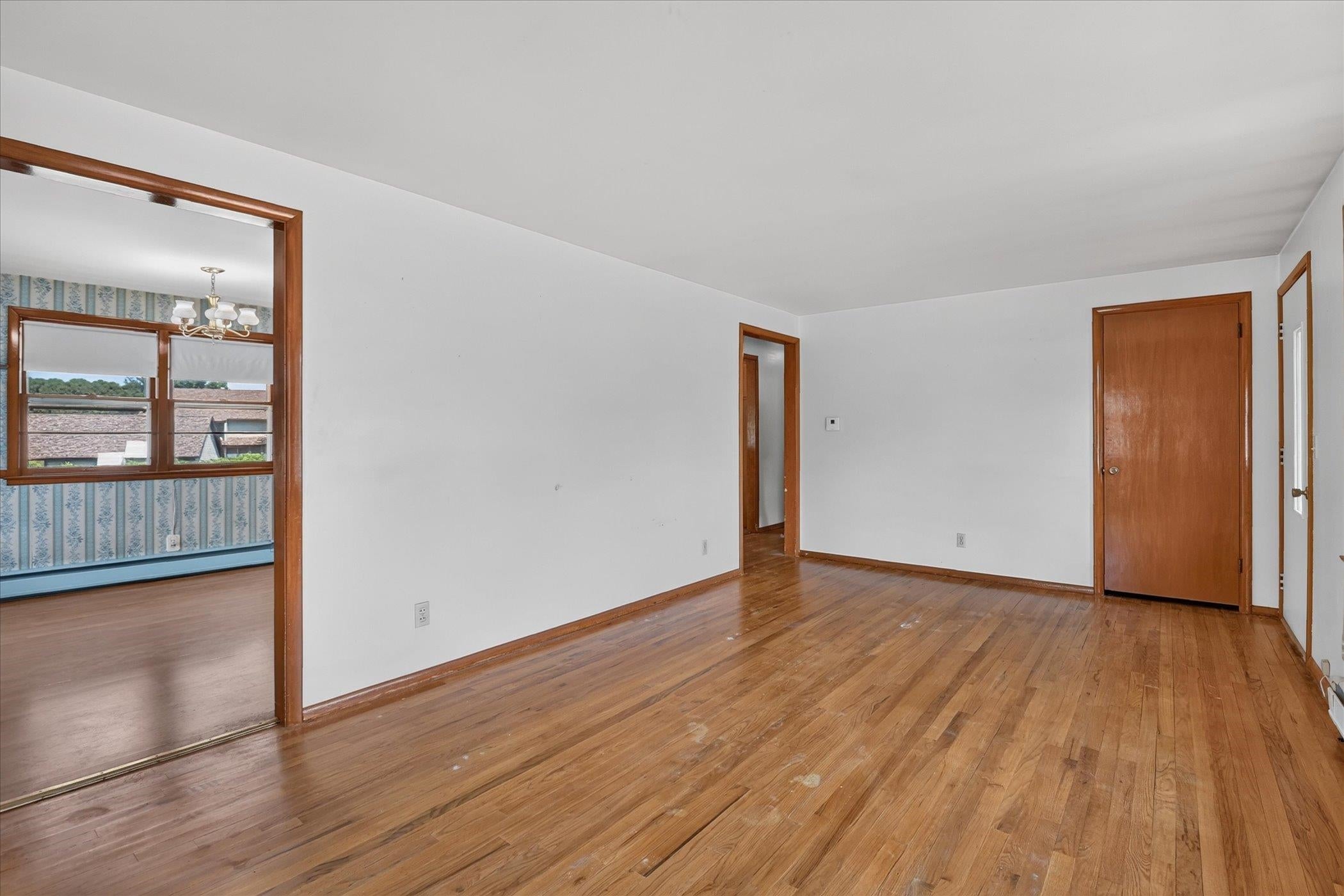 920 W Sunset Drive
