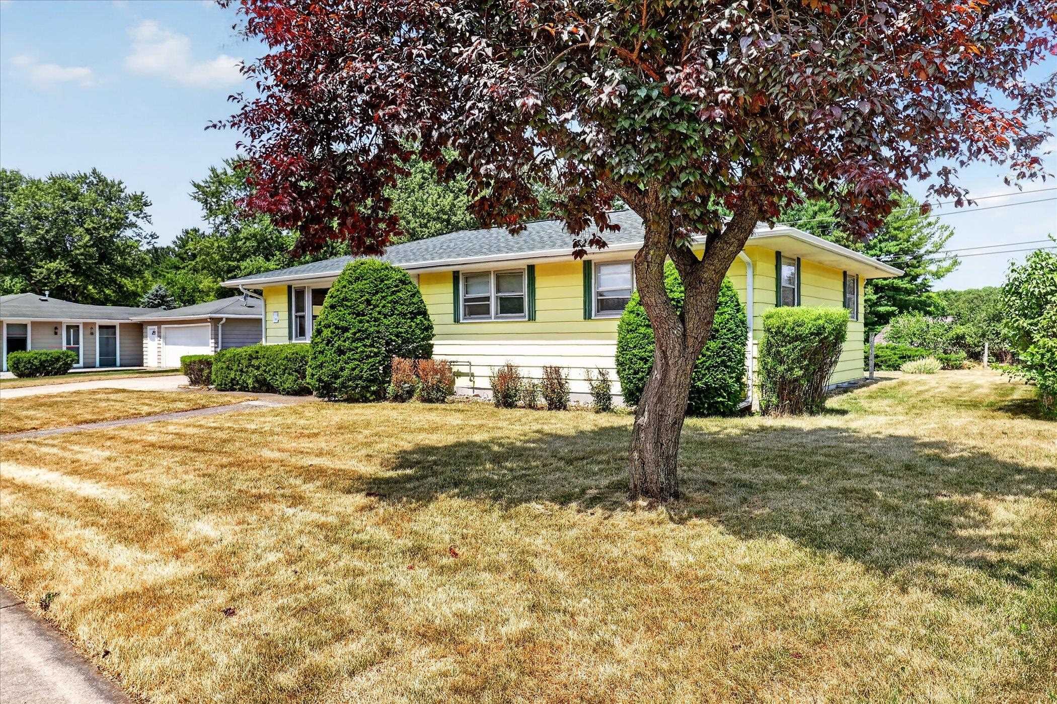 920 W Sunset Drive