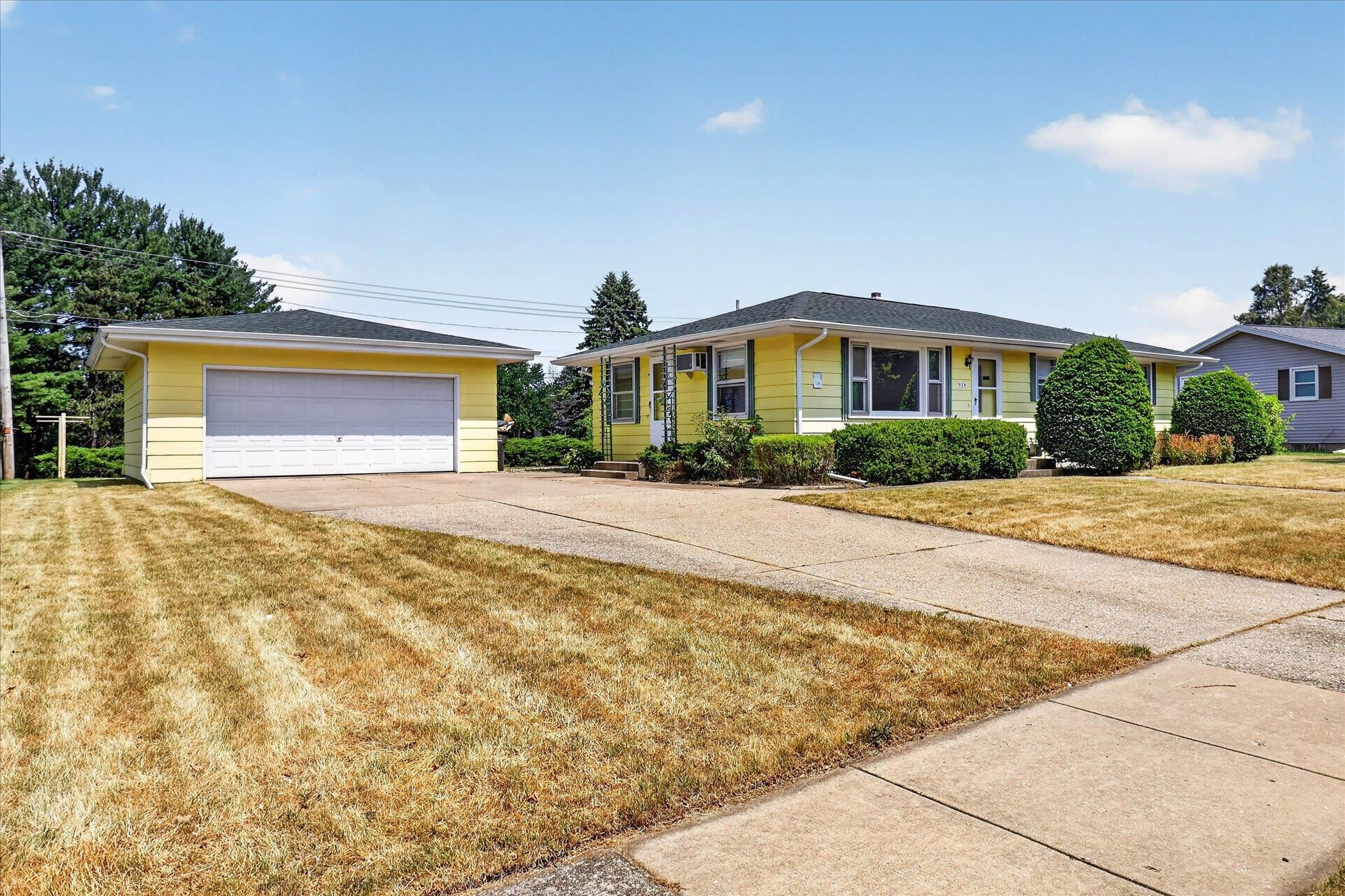 920 W Sunset Drive