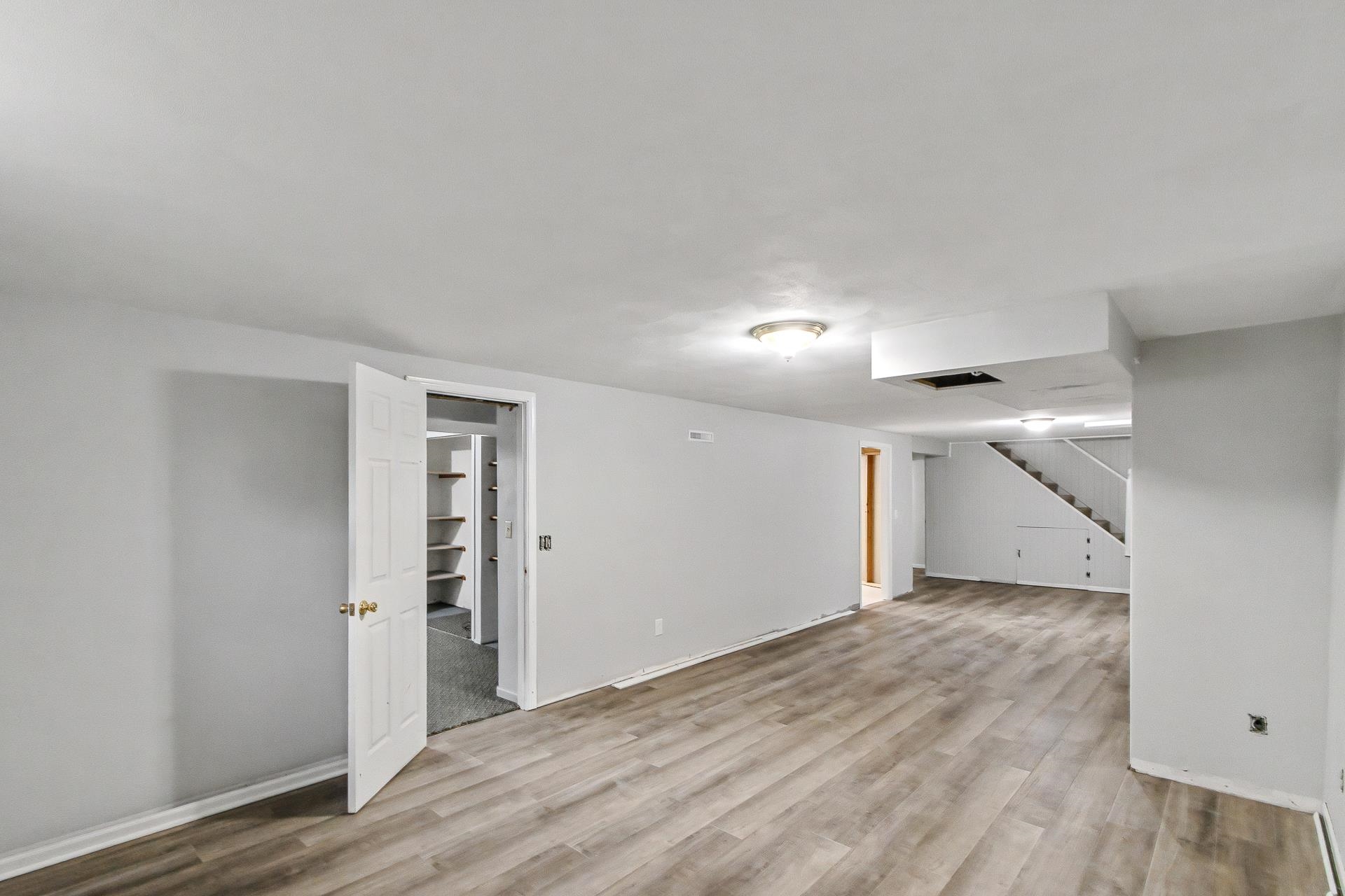 2510 Mt Vernon Avenue