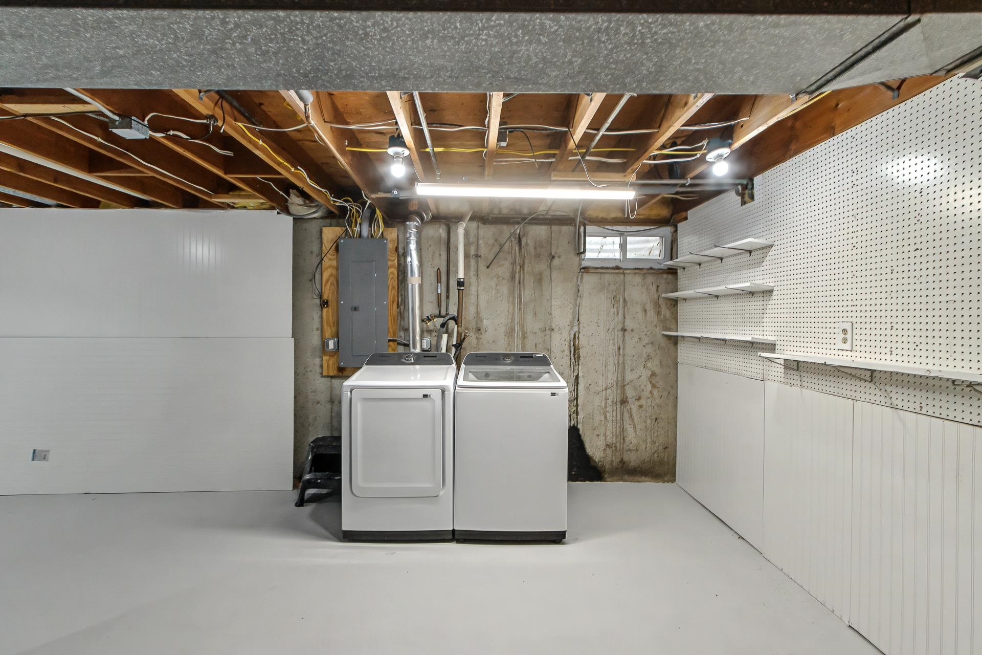 2510 Mt Vernon Avenue