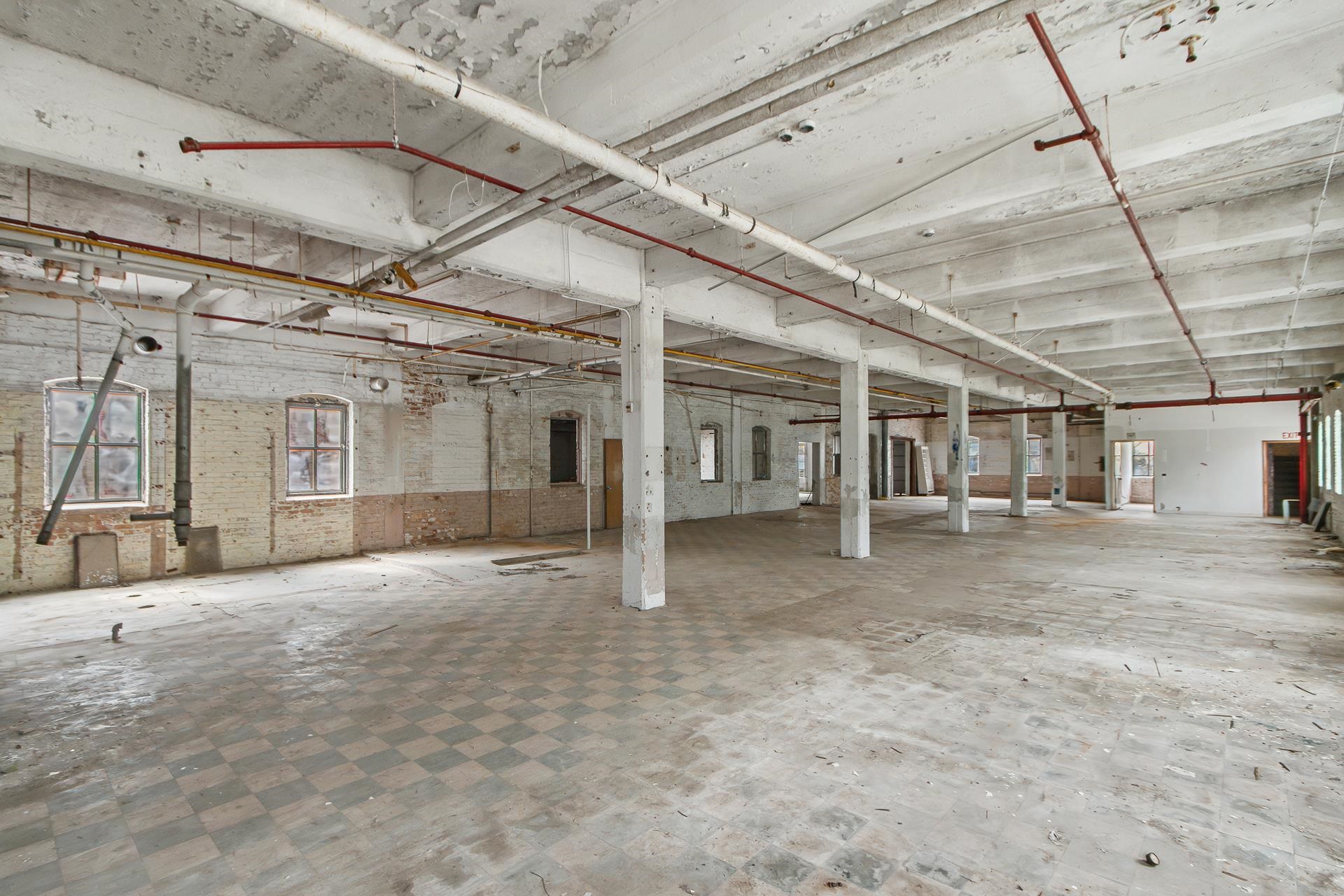 340 N Franklin Street