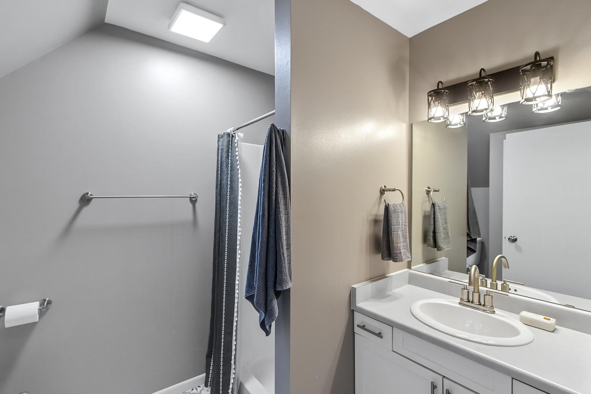 6649 Raymond Road Unit: 10