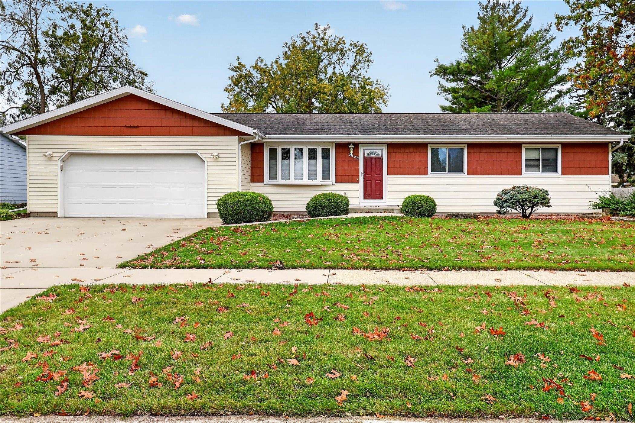 2528 Lilac Lane