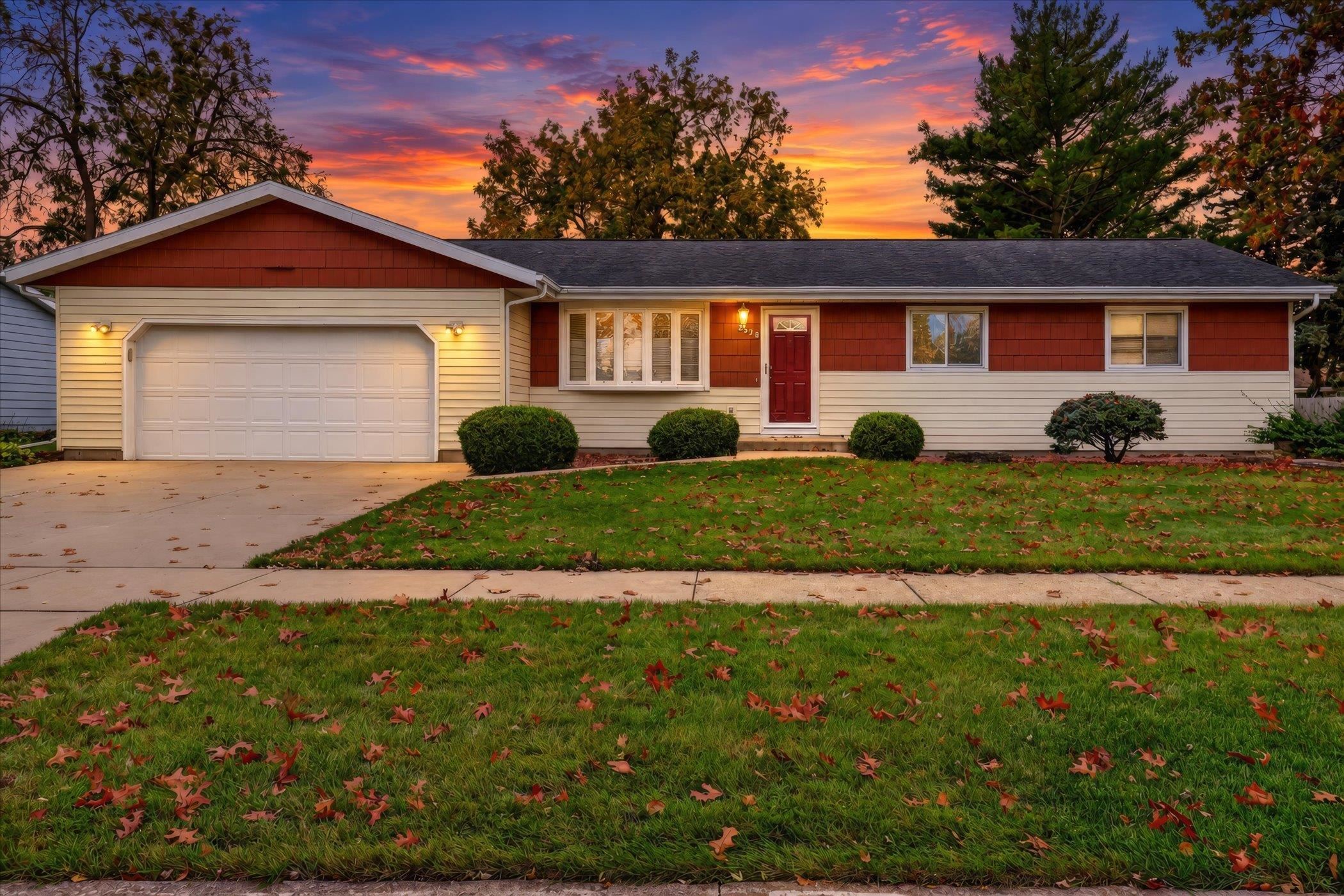 2528 Lilac Lane