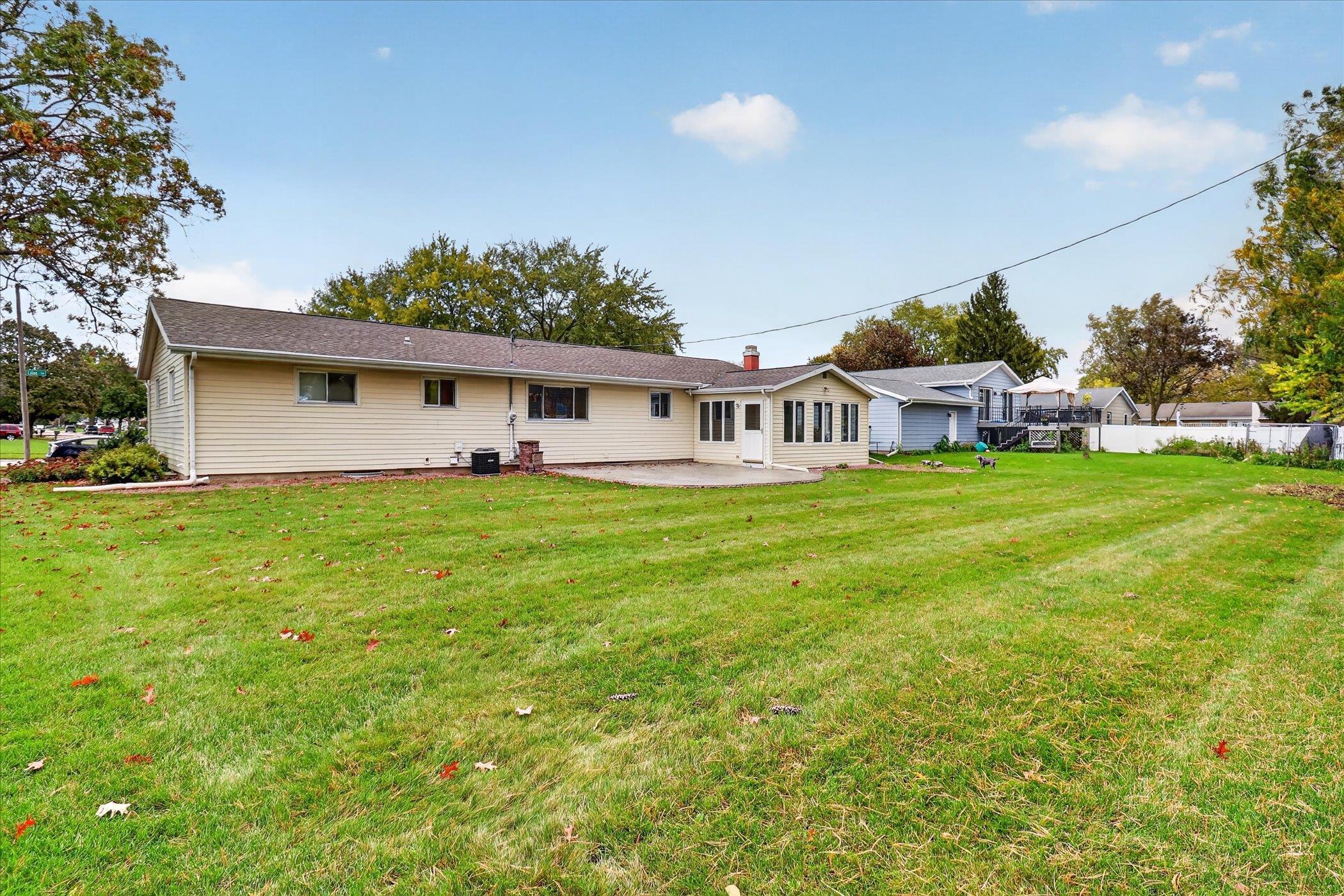 2528 Lilac Lane