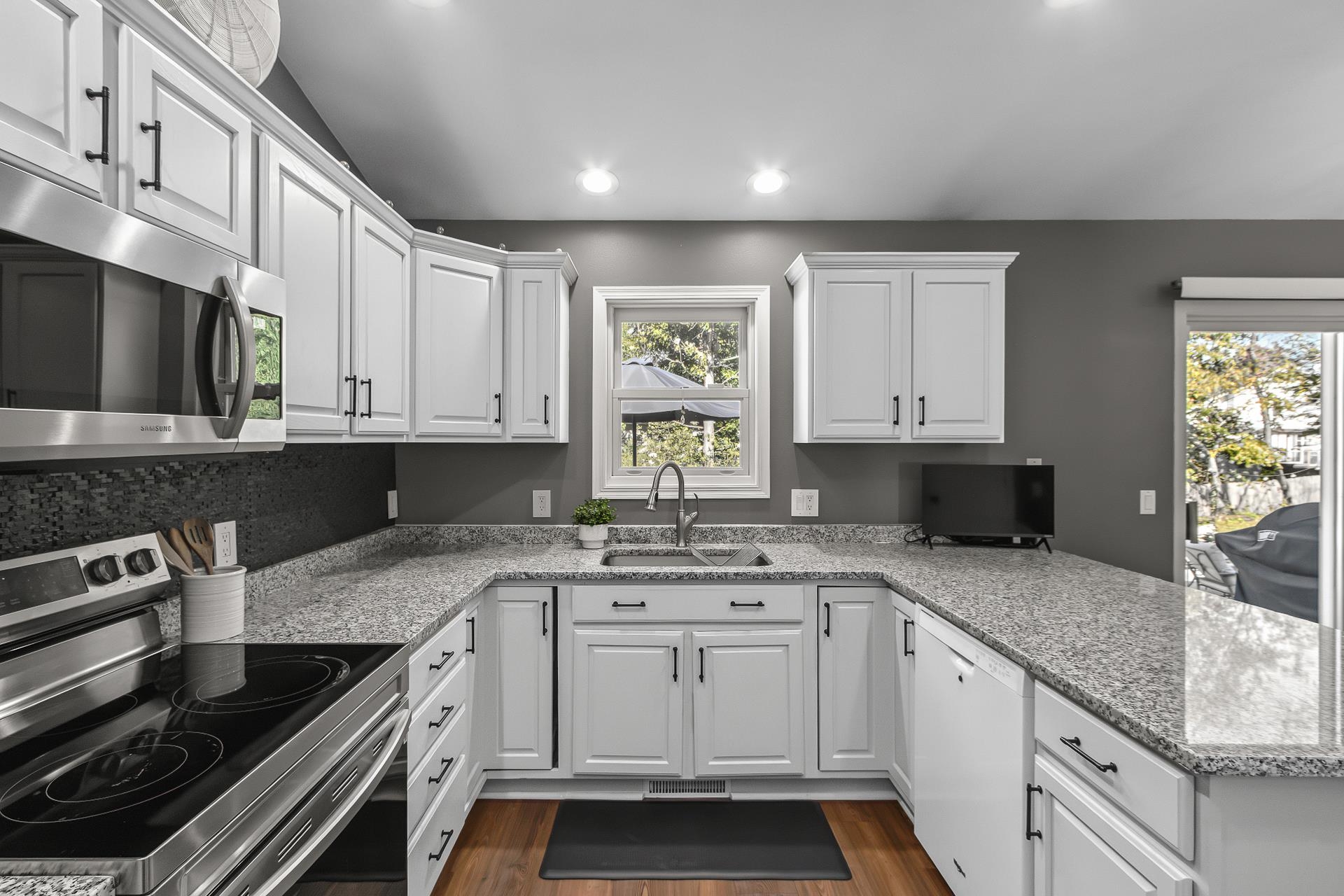 6538 Appleglen Lane
