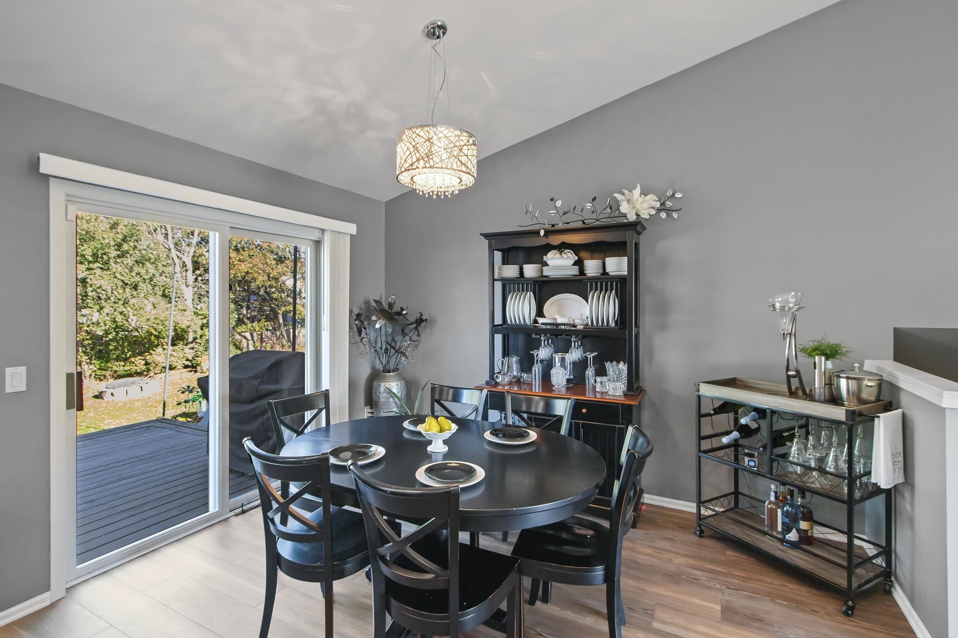 6538 Appleglen Lane