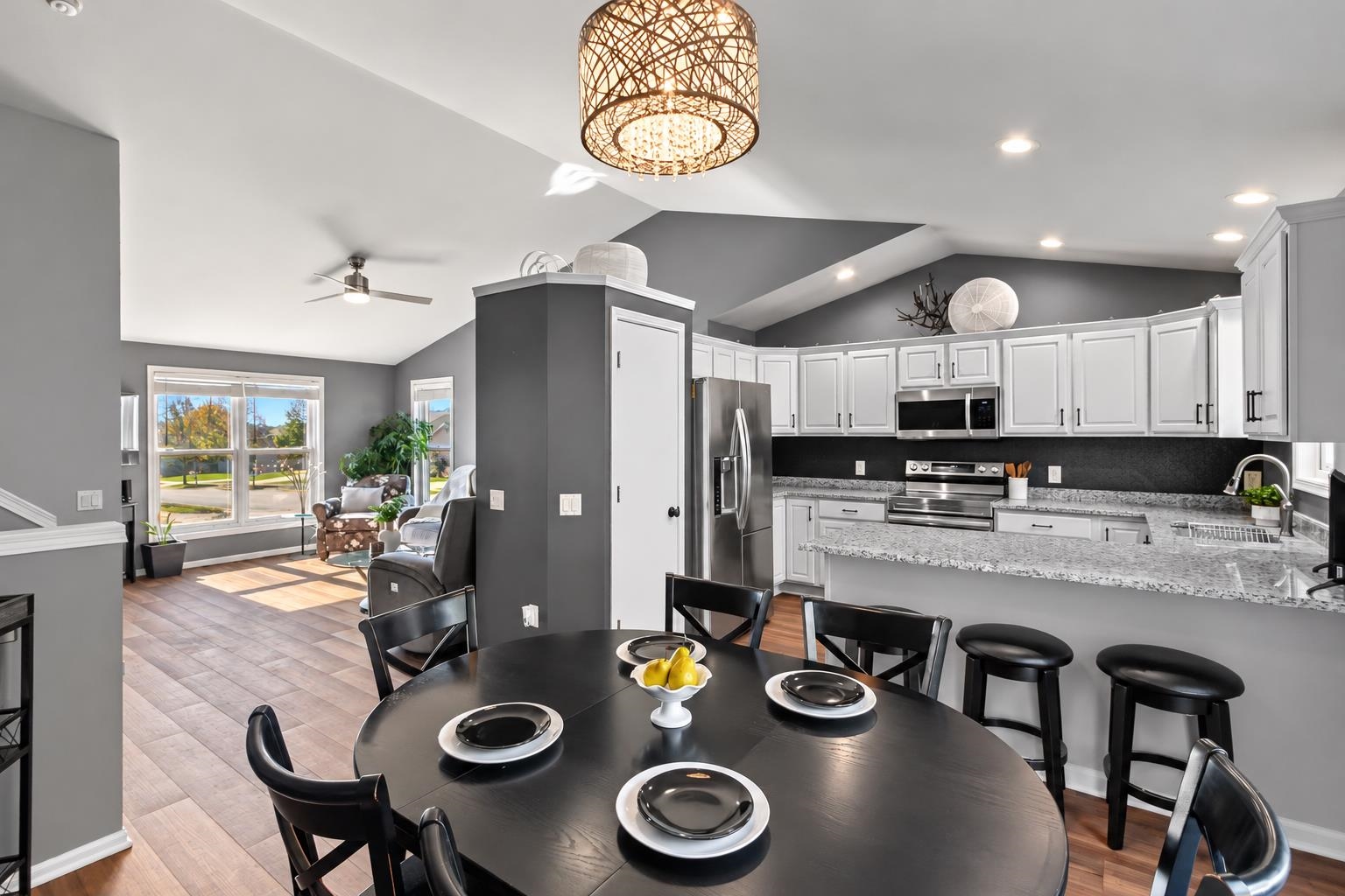 6538 Appleglen Lane