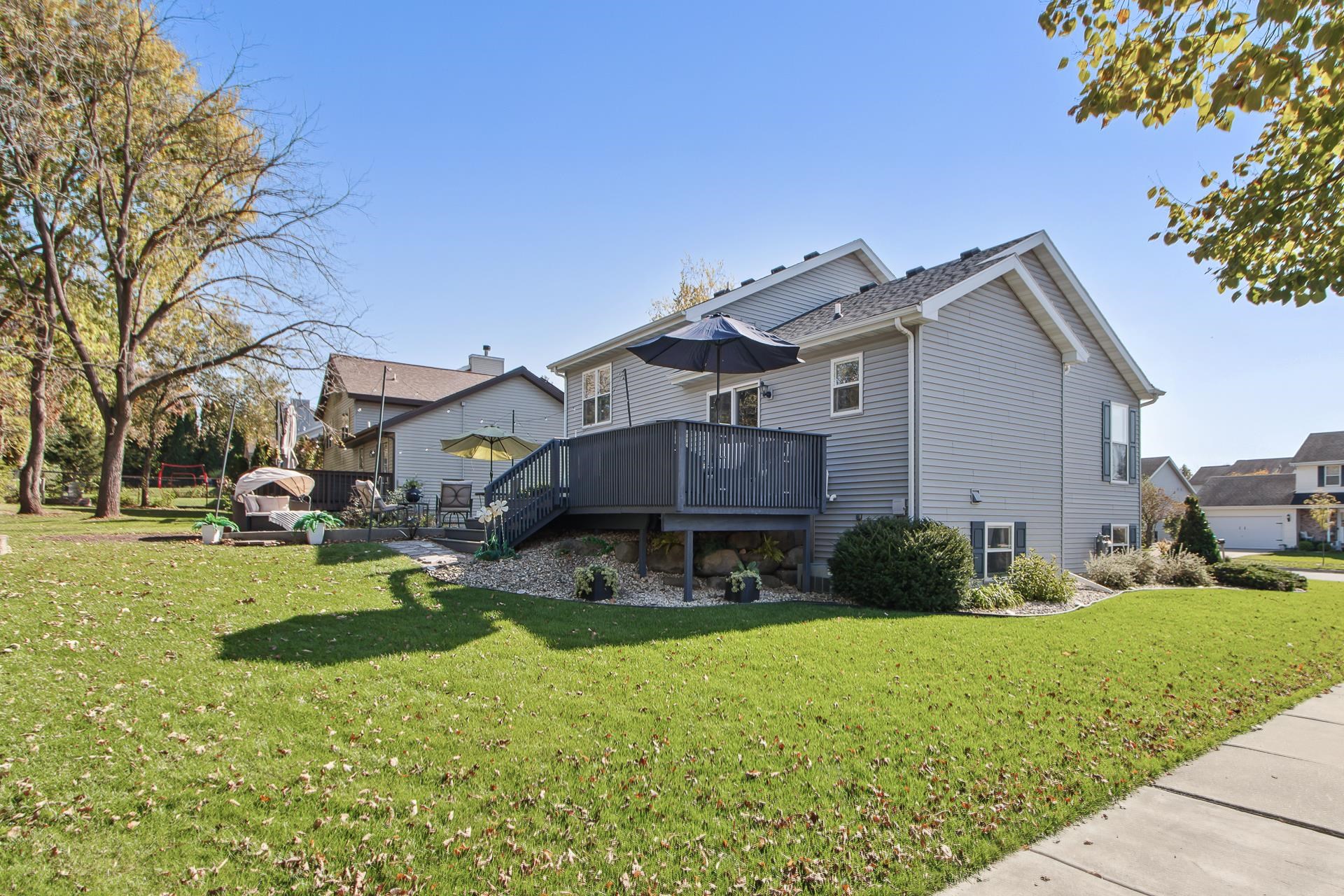 6538 Appleglen Lane