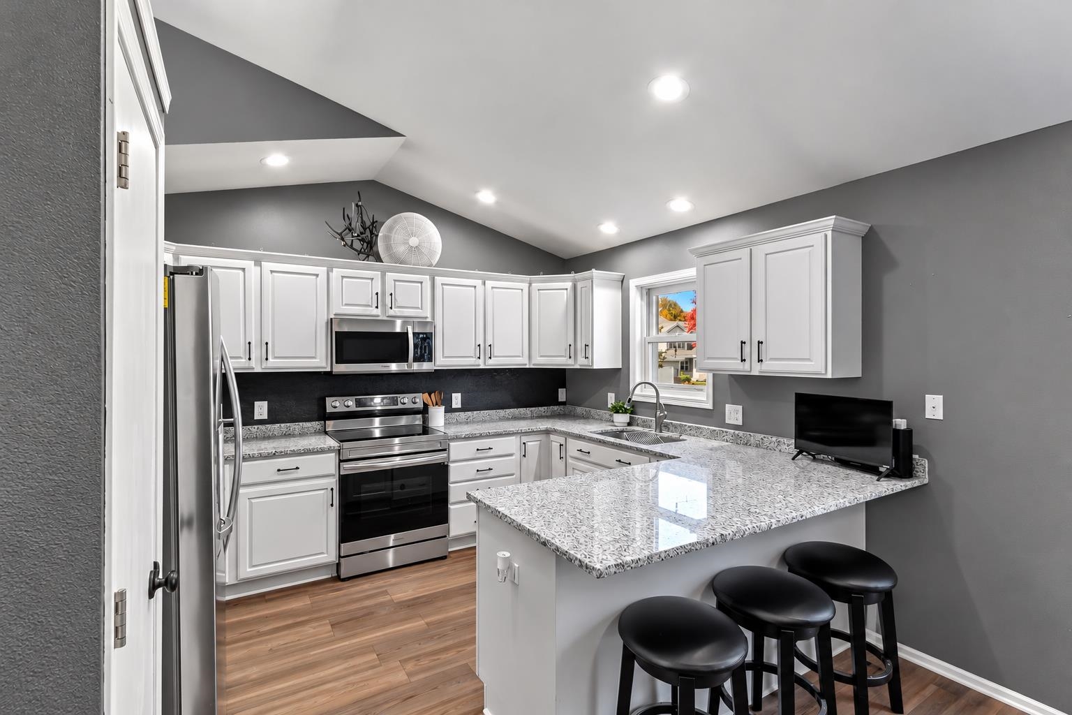 6538 Appleglen Lane