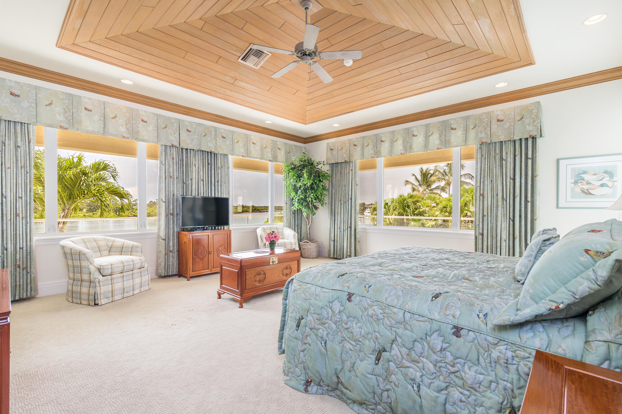 194 Spyglass Court