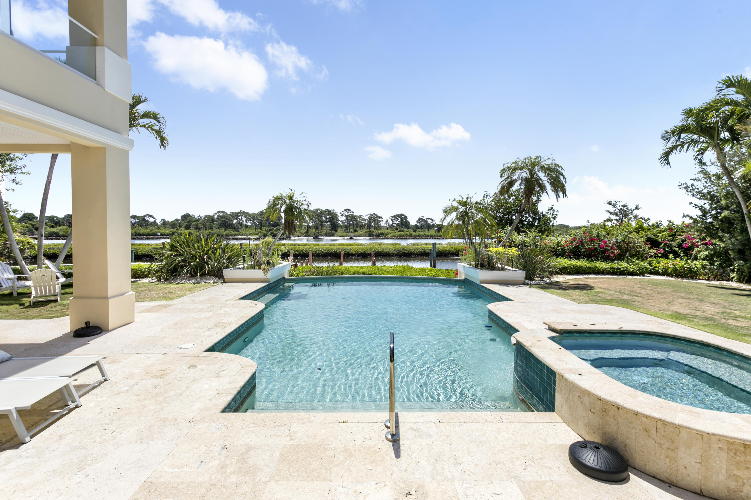 194 Spyglass Court