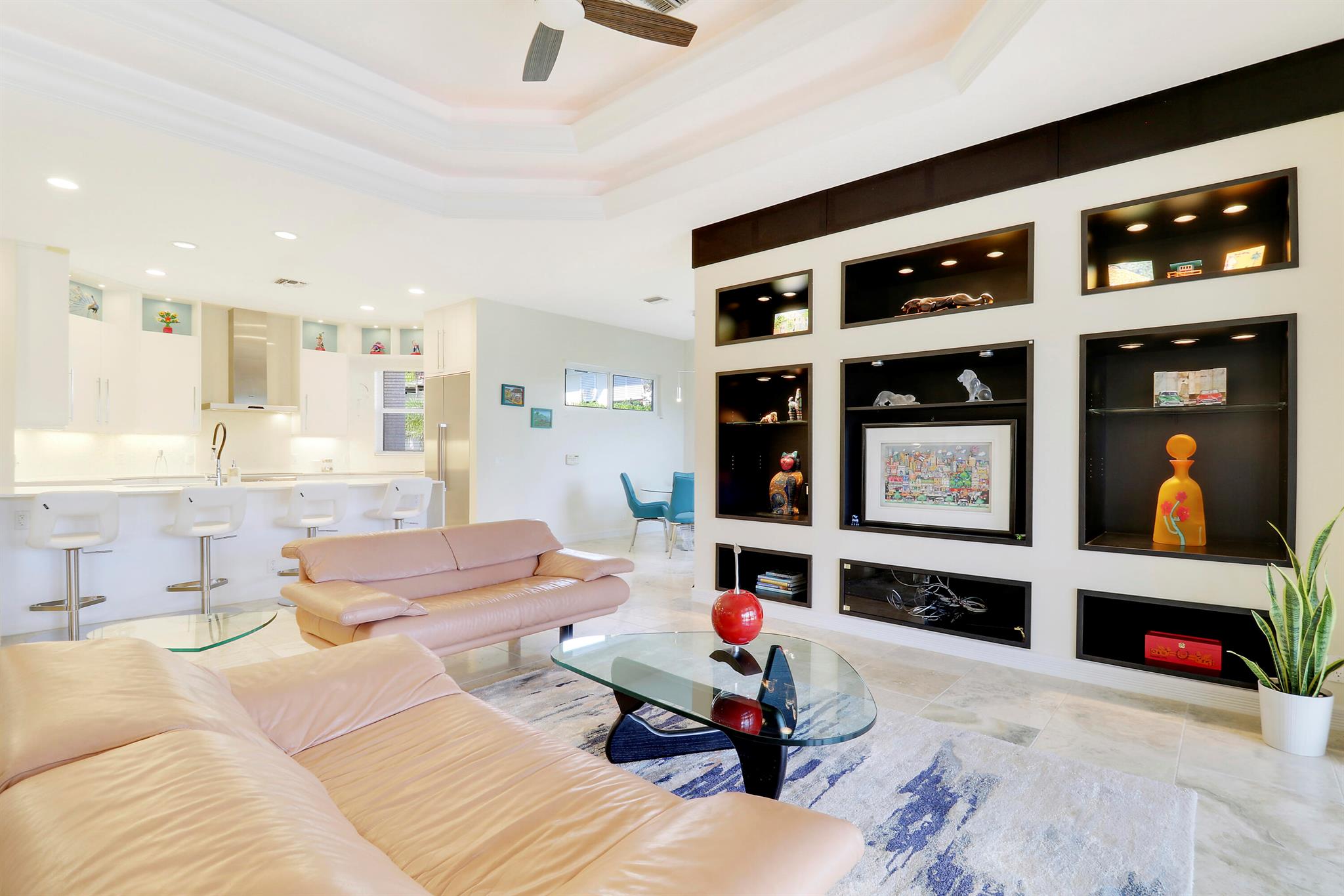 8733 SE Compass Island Way