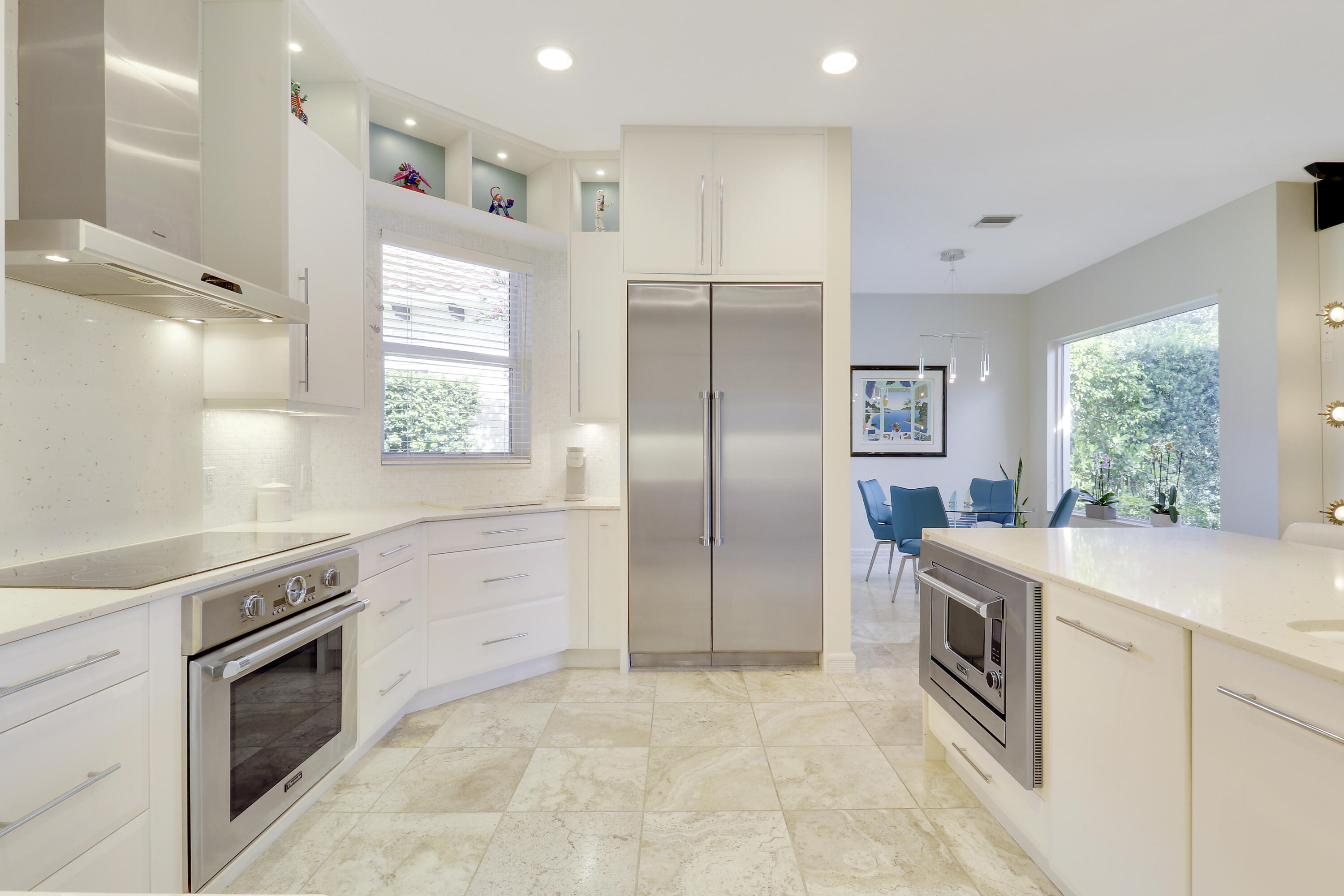 8733 SE Compass Island Way