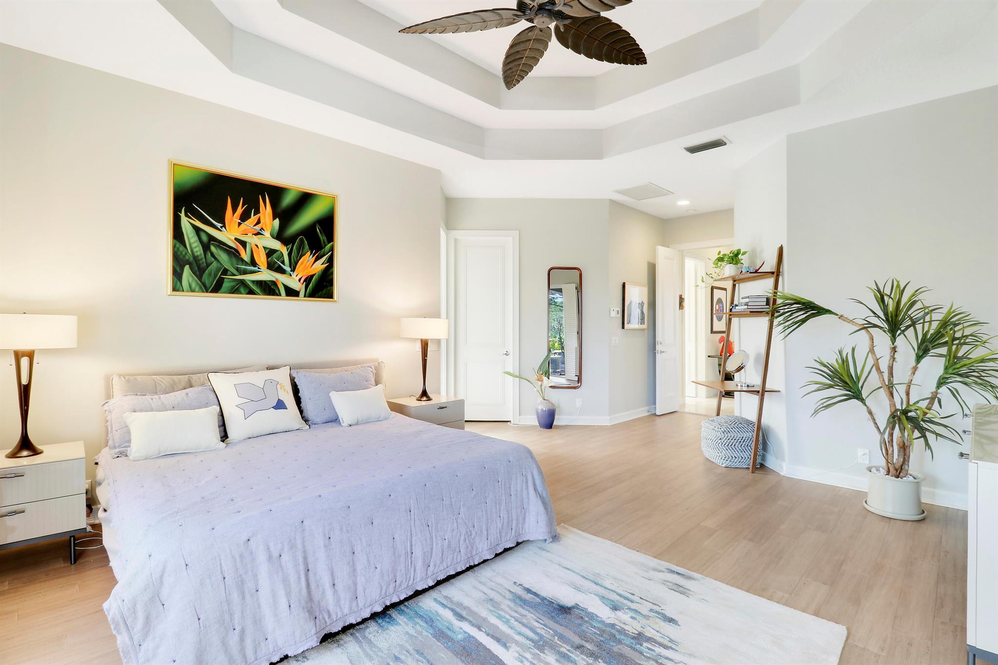 8733 SE Compass Island Way