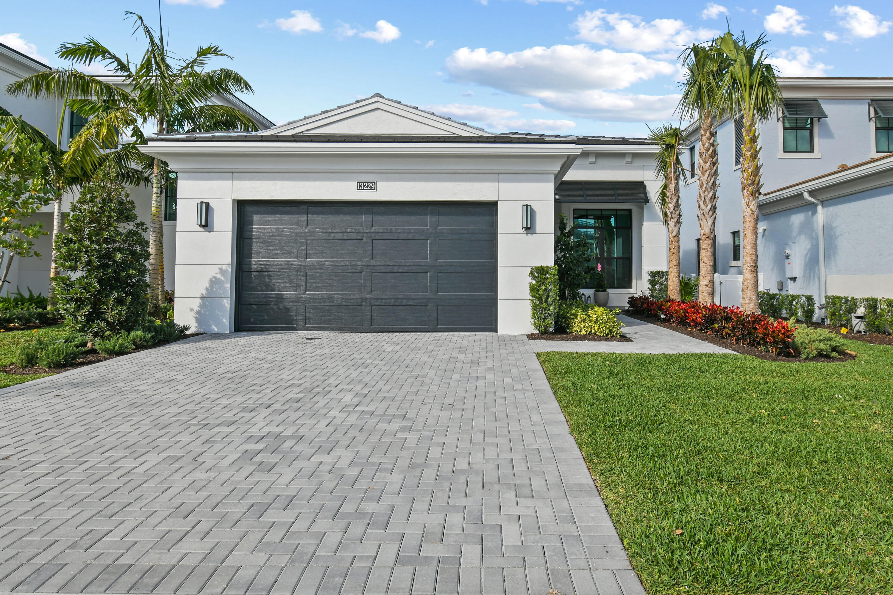 13229 Faberge Place