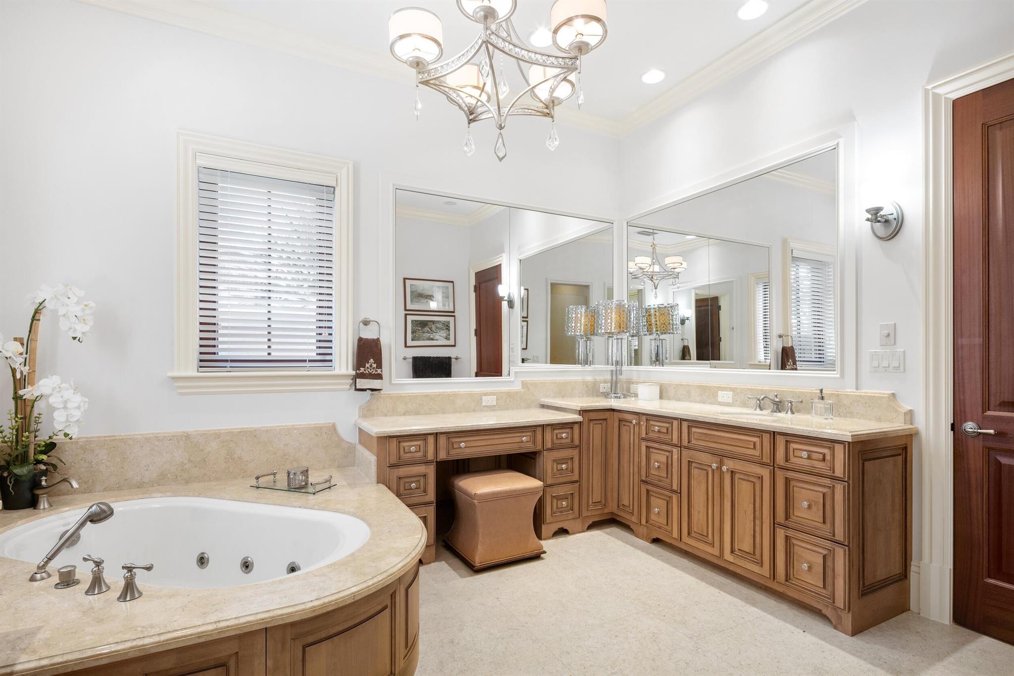 306 Villa Drive