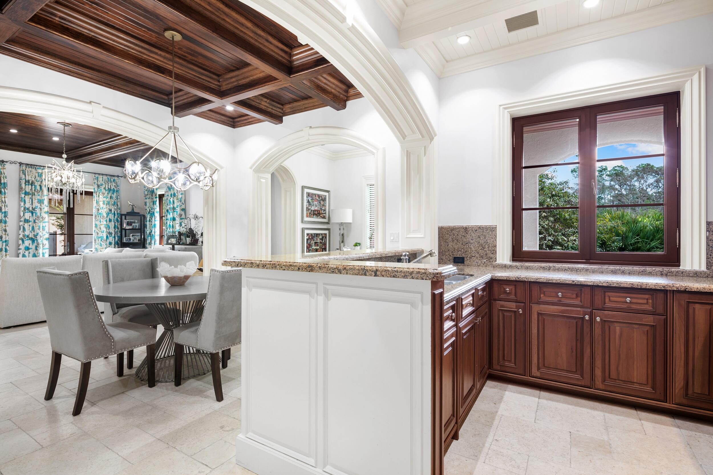 306 Villa Drive