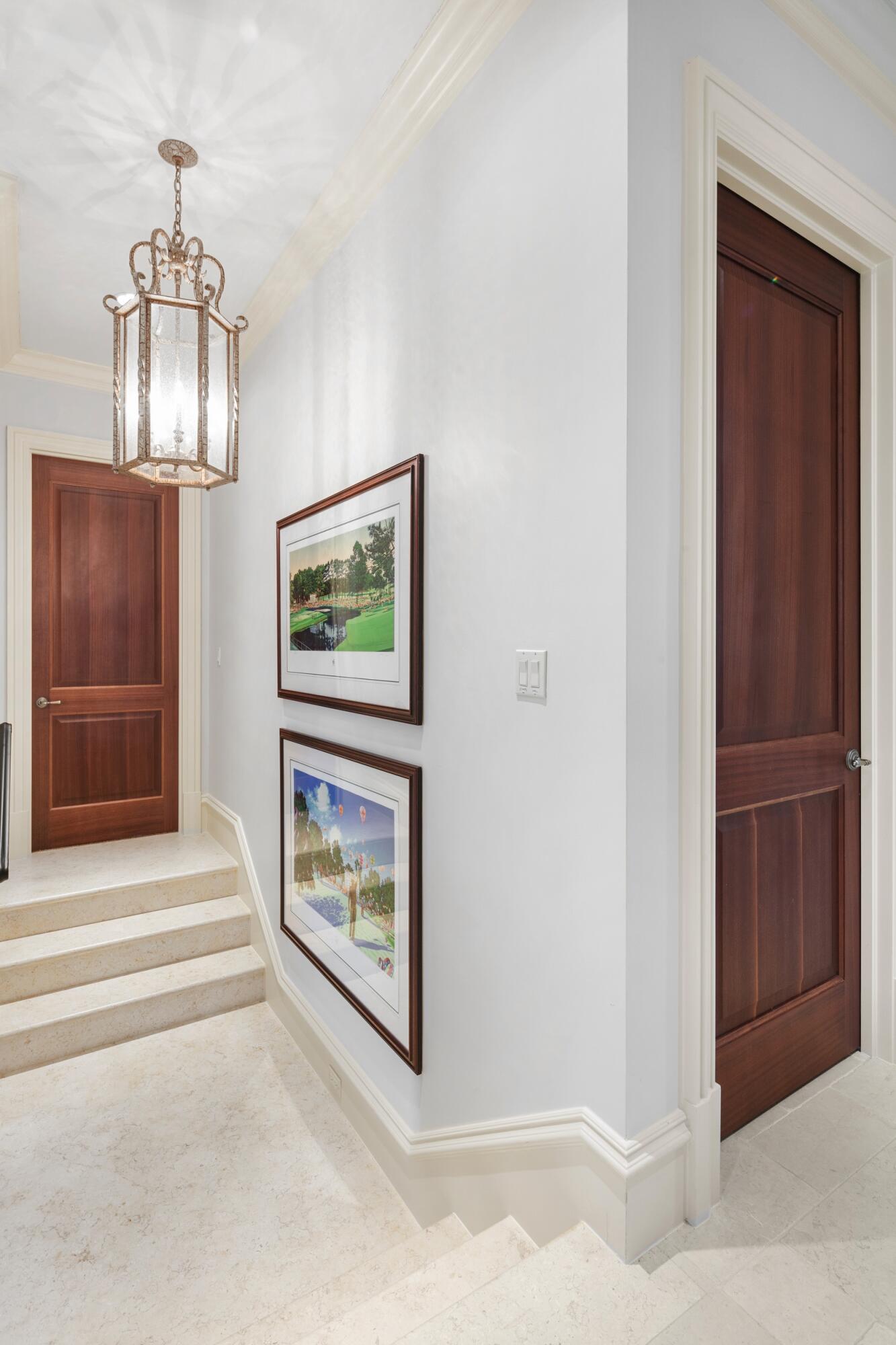 306 Villa Drive