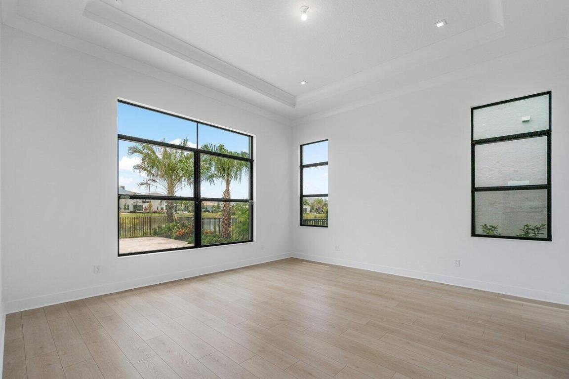 13393 Artisan Circle