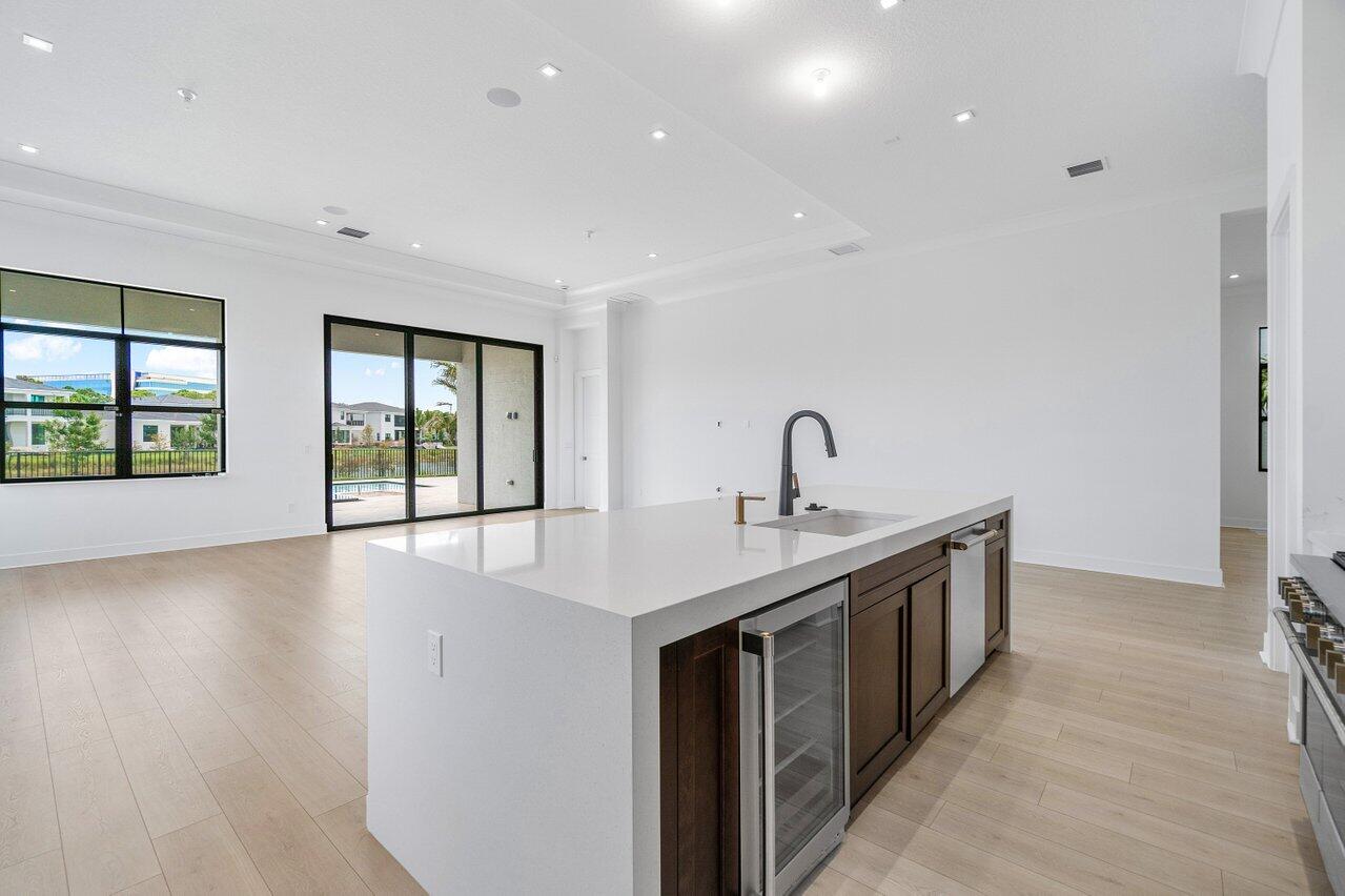 13393 Artisan Circle